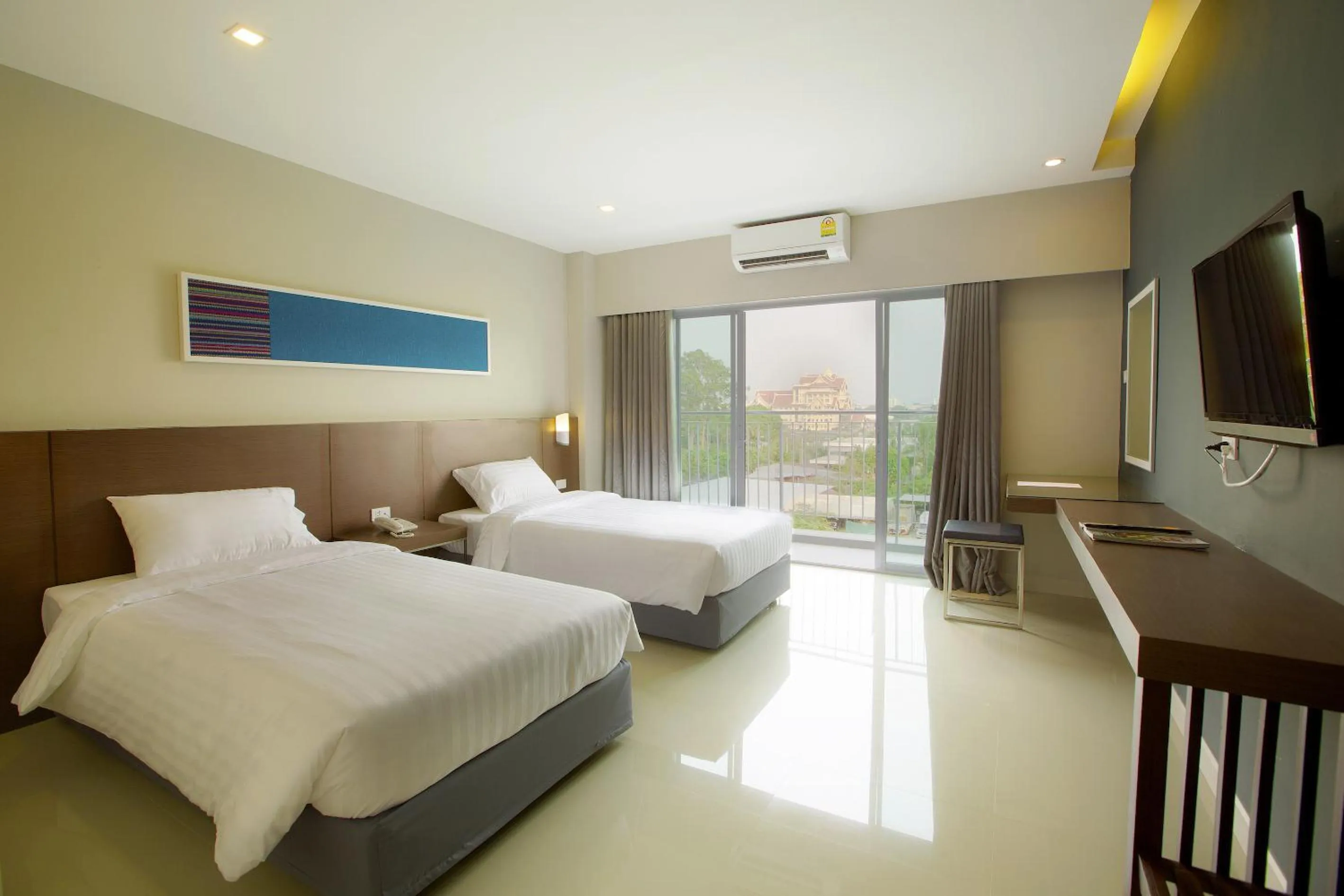 Photo of the whole room in V Hotel Ubon Ratchathani