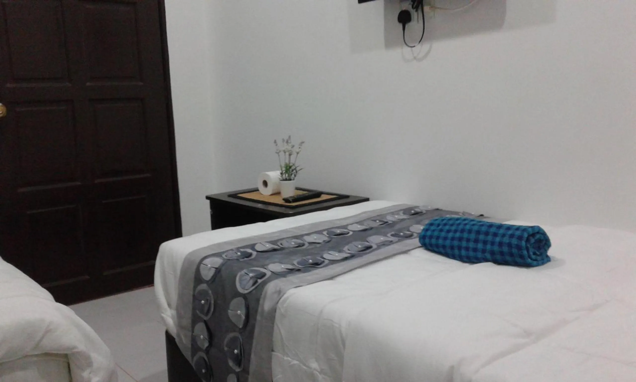 Bedroom, Bed in Best Seven Inn