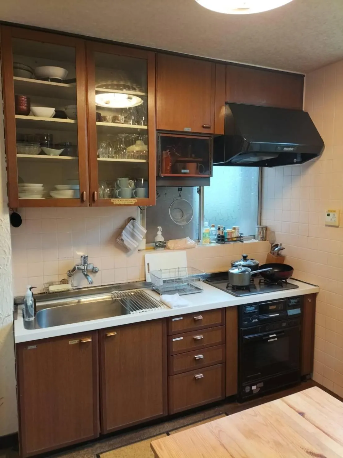 Communal kitchen in GuestHouse Azito