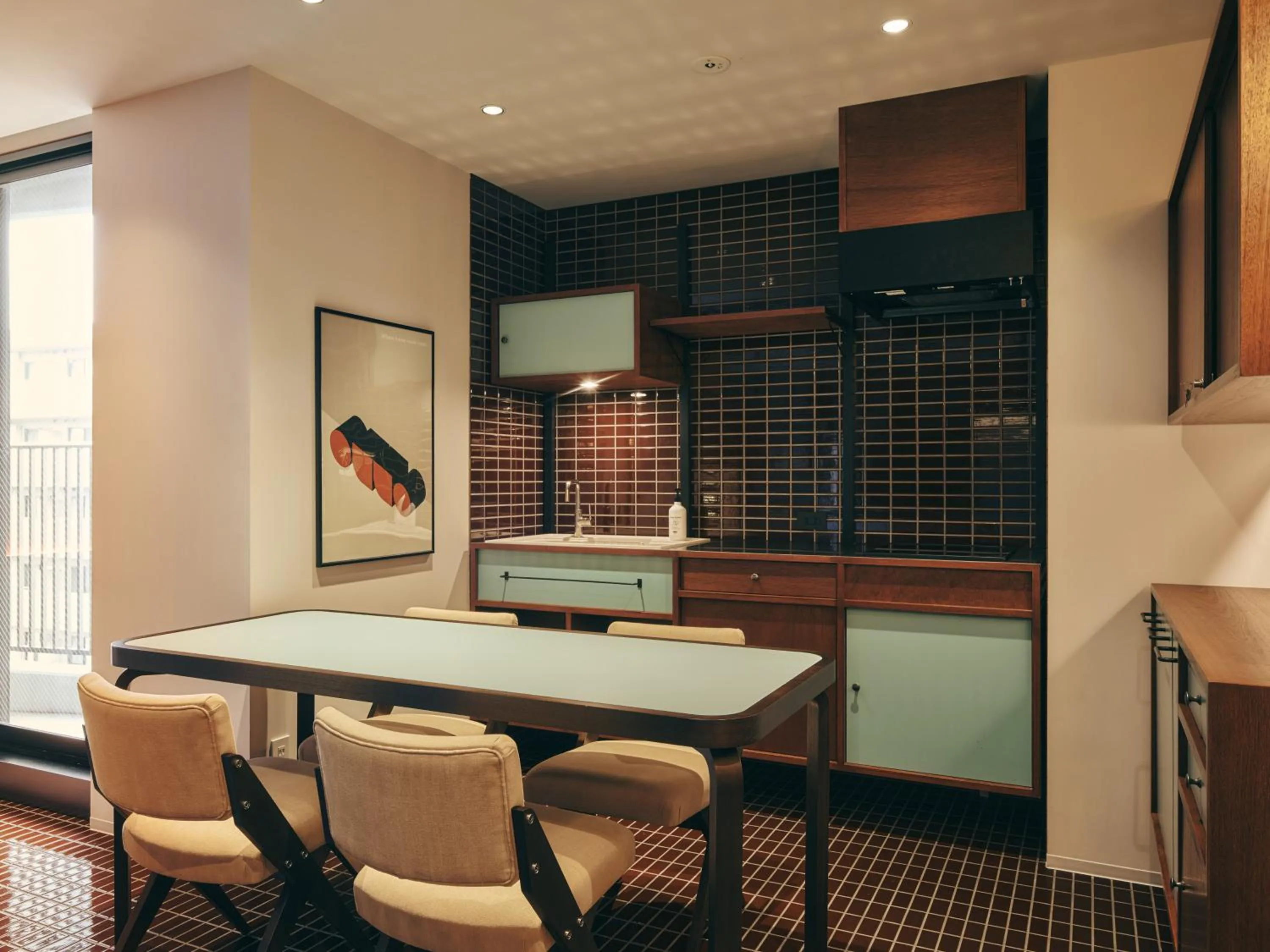 Dining area in illi Amu Shimokitazawa