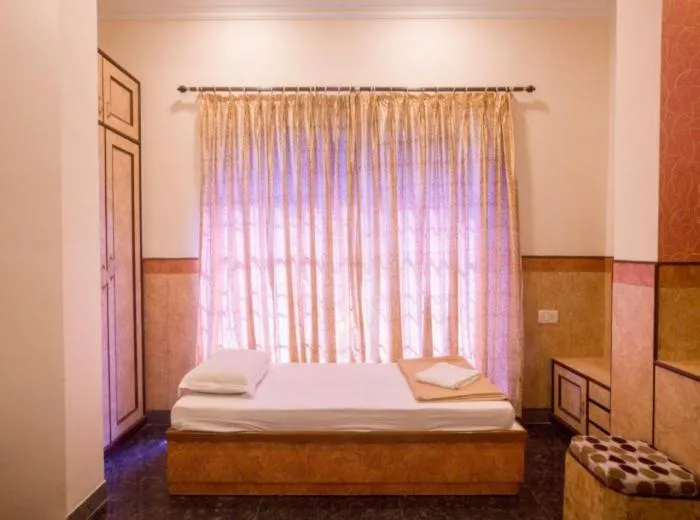 Hotel Suriya International