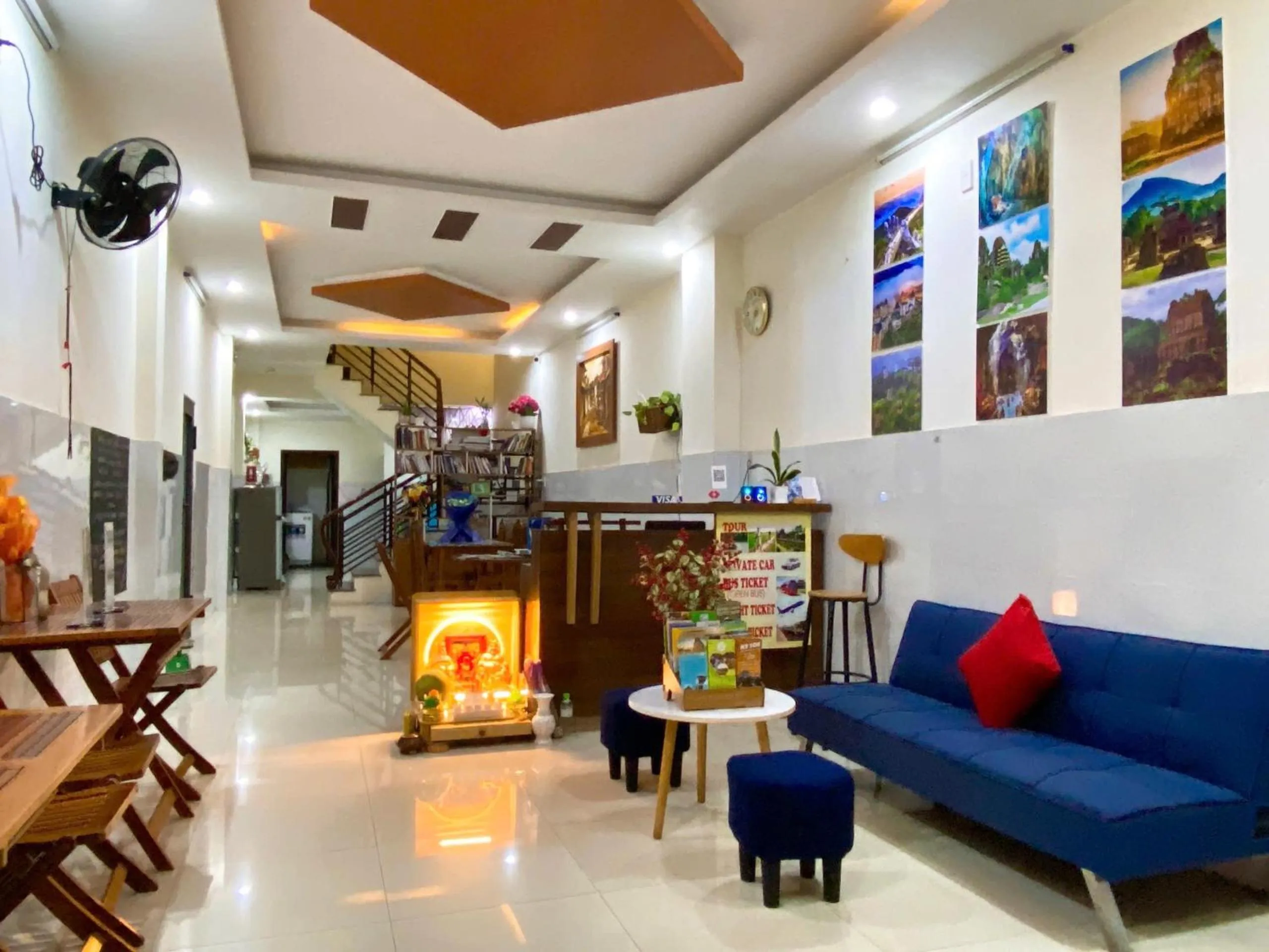 Communal lounge/ TV room in Gold Stone Hoi An Homestay
