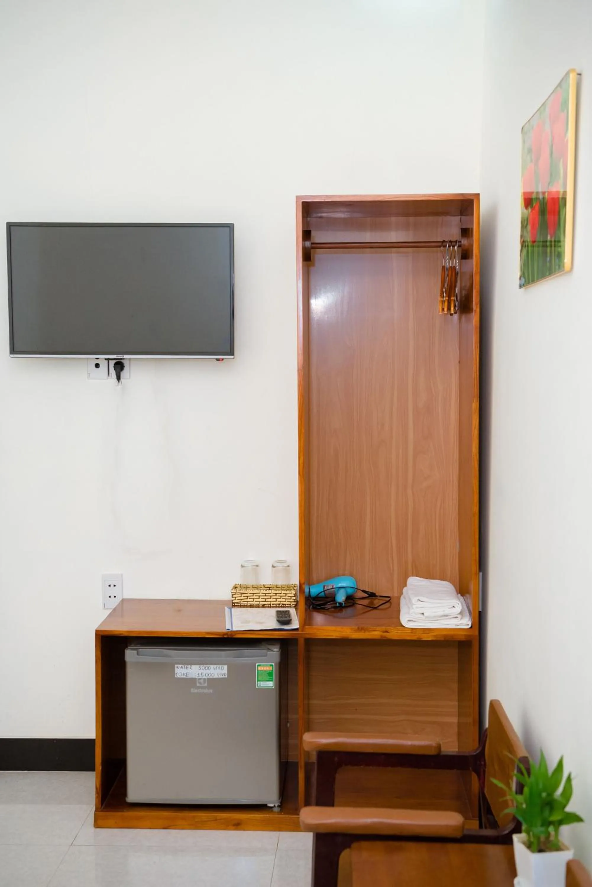 TV and multimedia in Gold Stone Hoi An Homestay