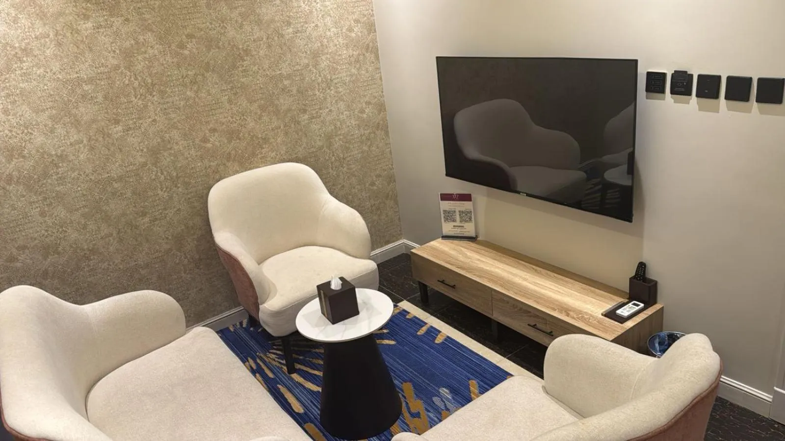 Living room in XYZ Hotel Qurtoba - اكس واي زد قرطبه