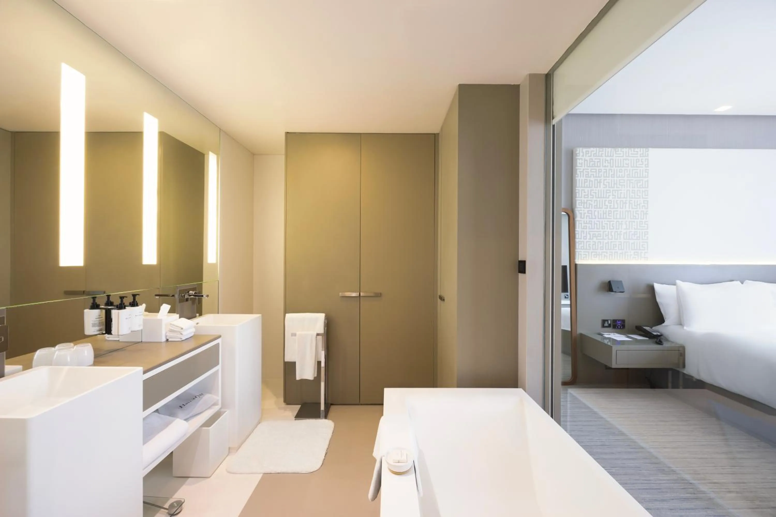 Bathroom, Bed in InterContinental Dubai Marina by IHG