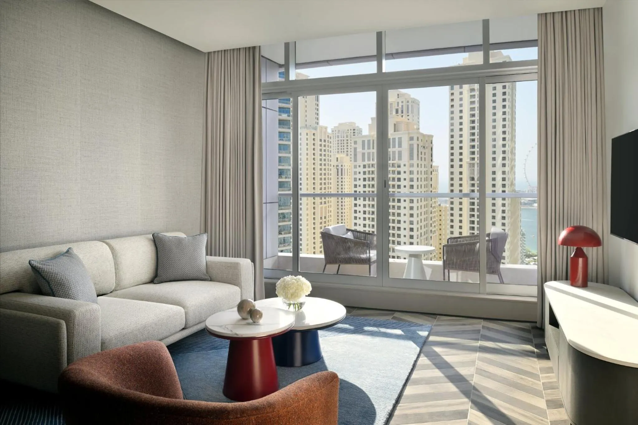 Photo of the whole room in InterContinental Dubai Marina by IHG
