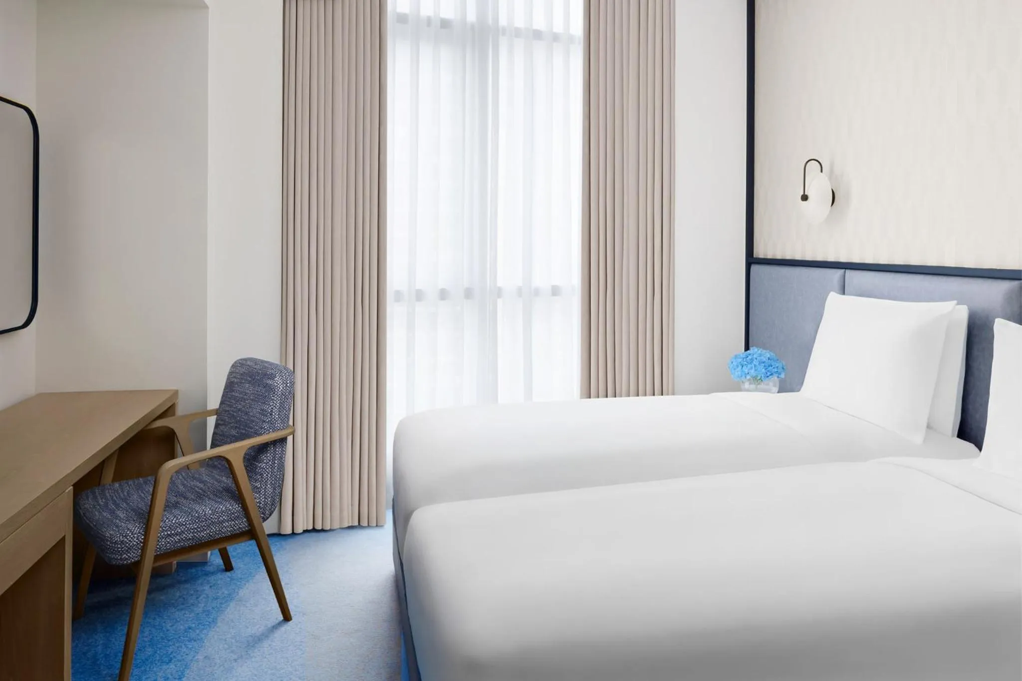 Photo of the whole room, Bed in InterContinental Dubai Marina by IHG