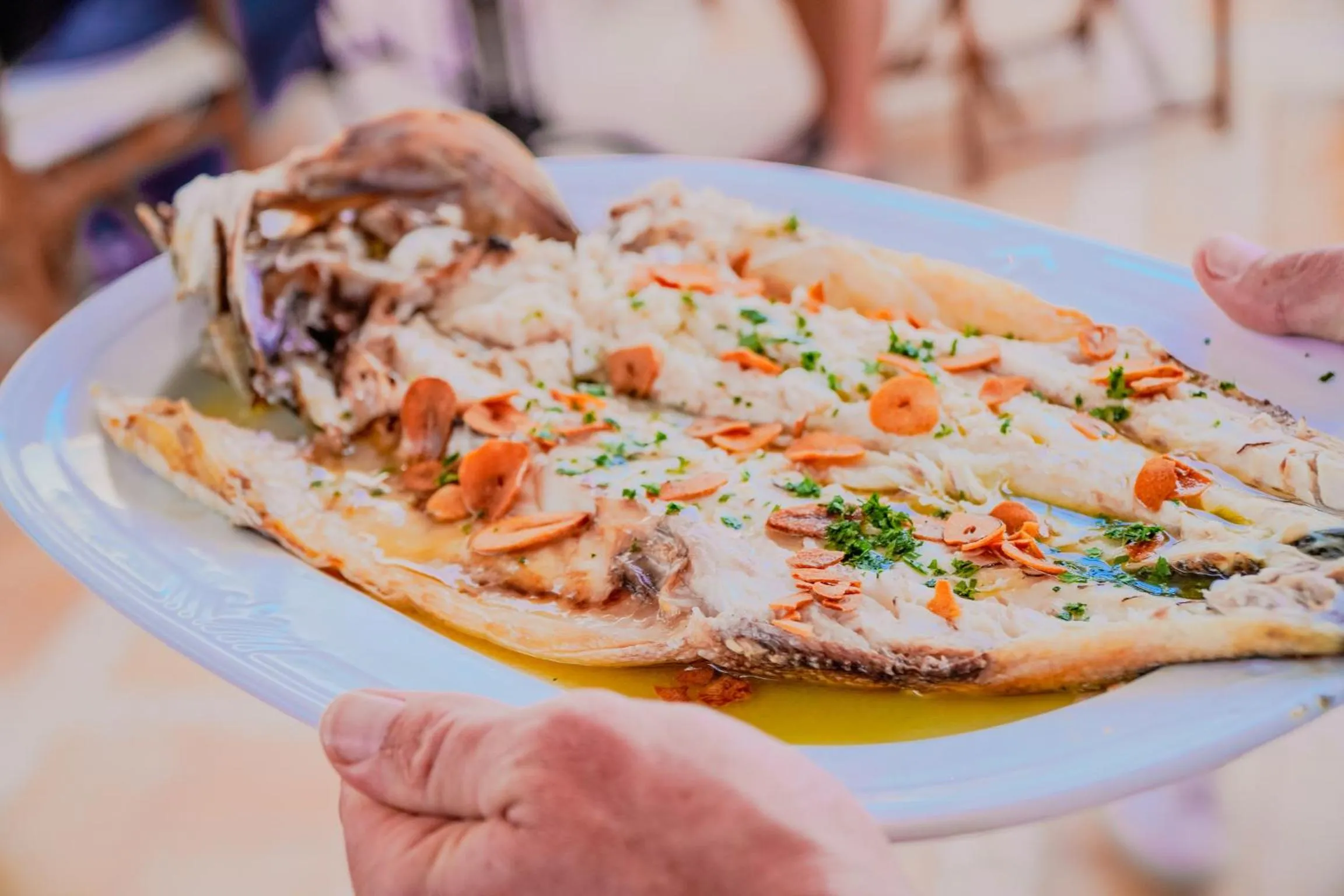 Restaurant/places to eat in The Sea Club