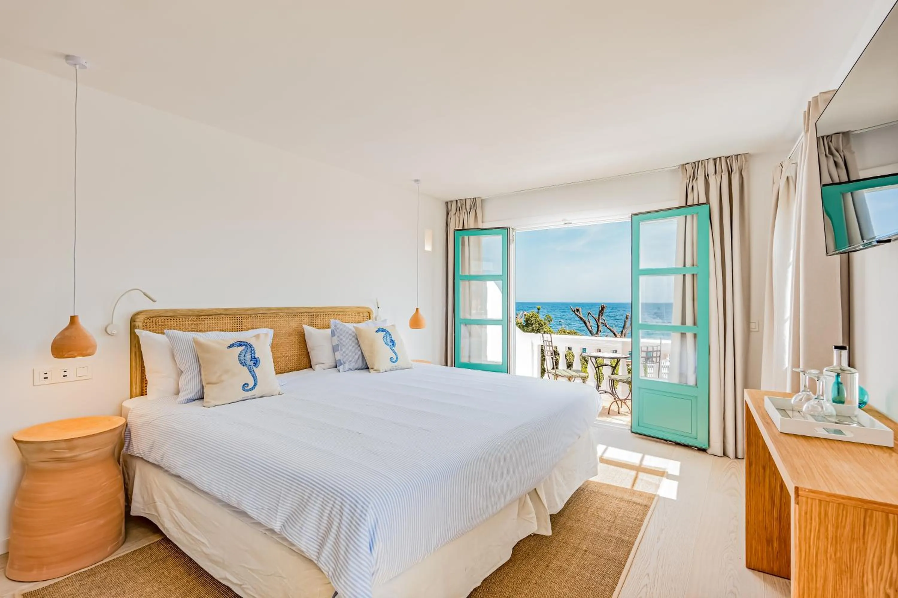 Bedroom, Bed in The Sea Club