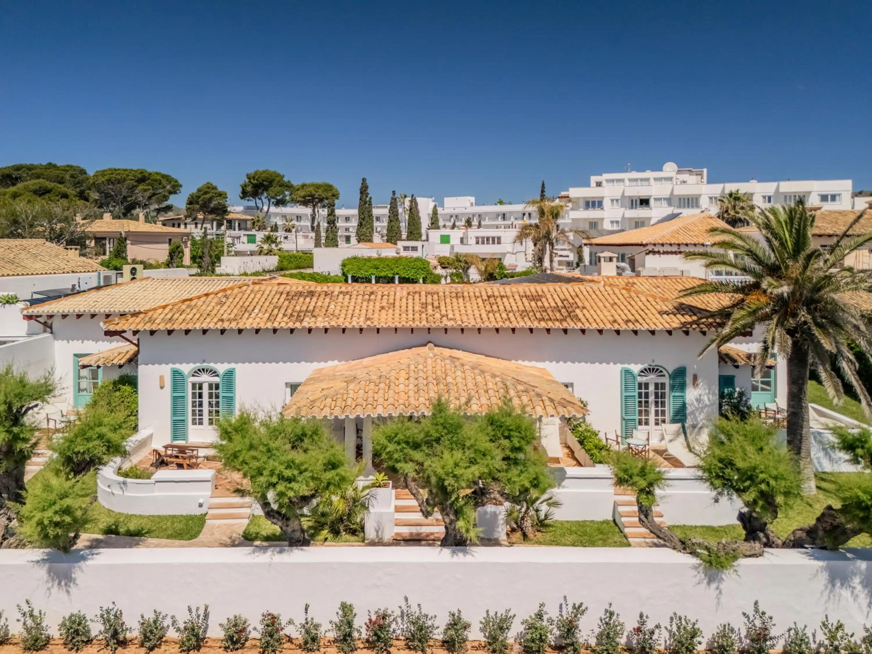 Property building in The Sea Club