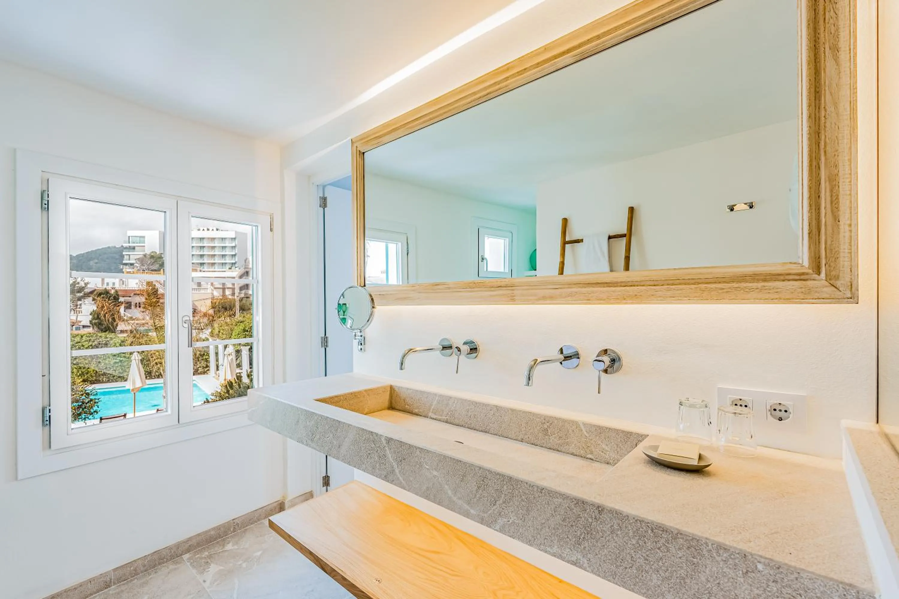 Bathroom in The Sea Club