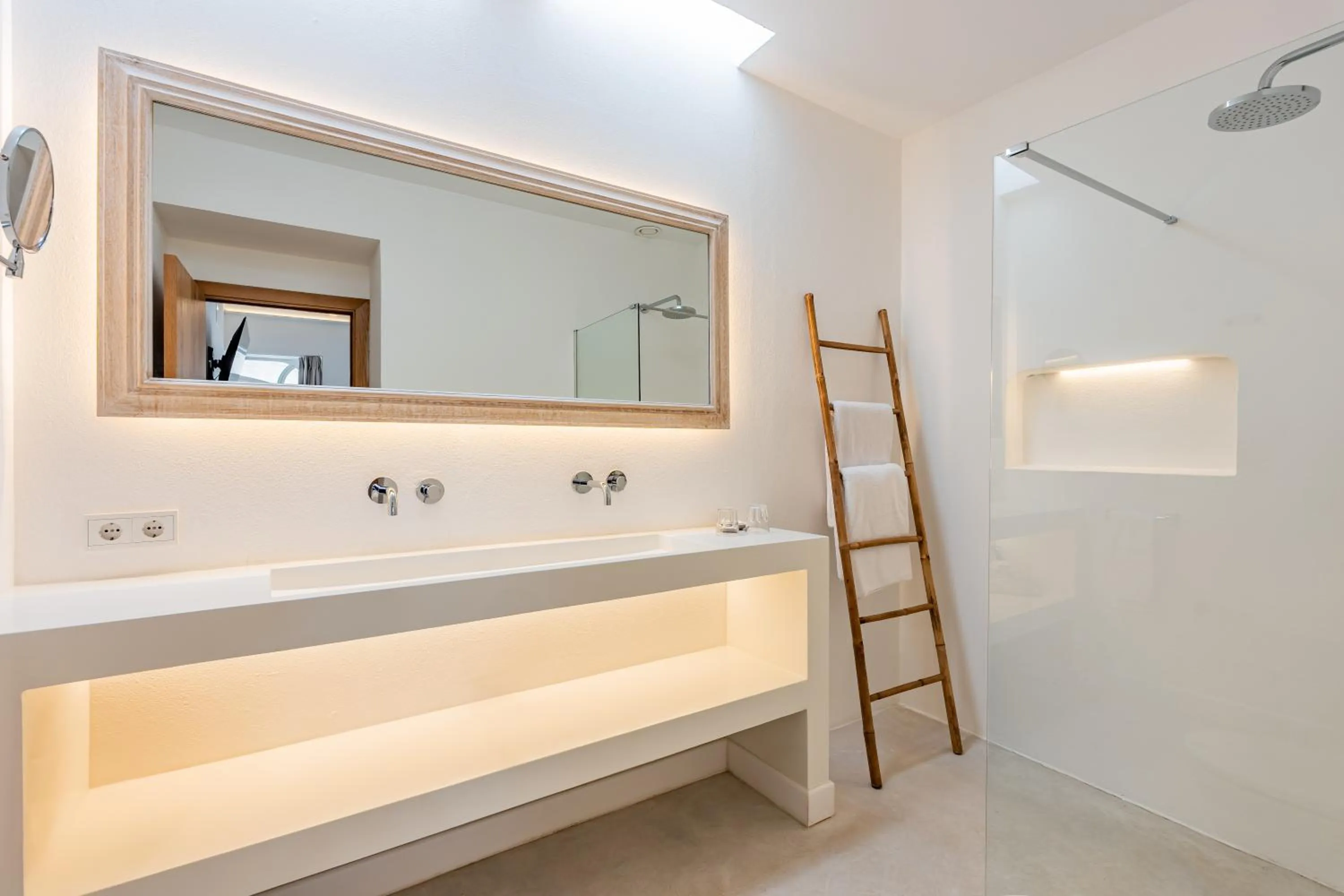 Bathroom in The Sea Club