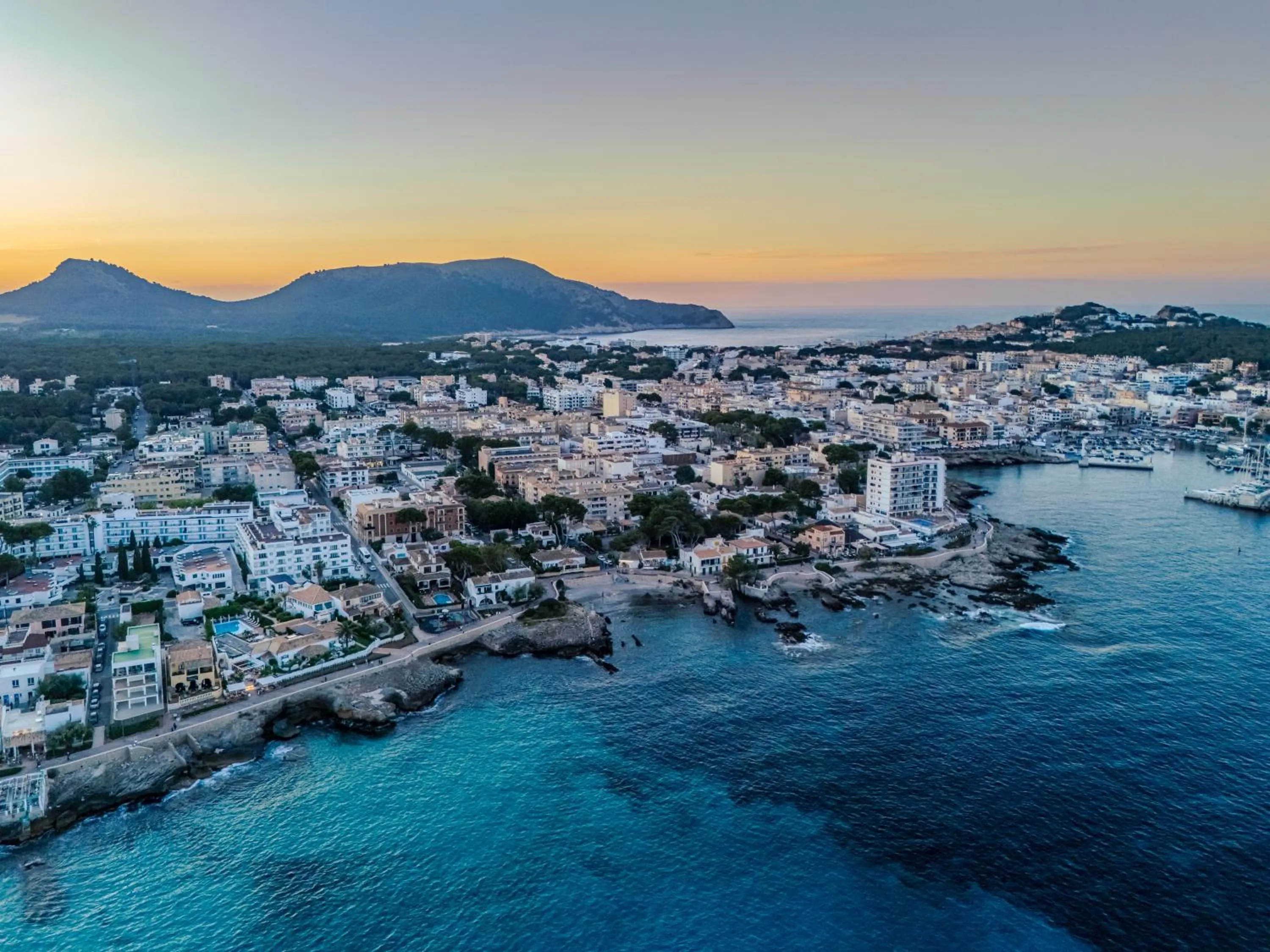 Property building in The Sea Club