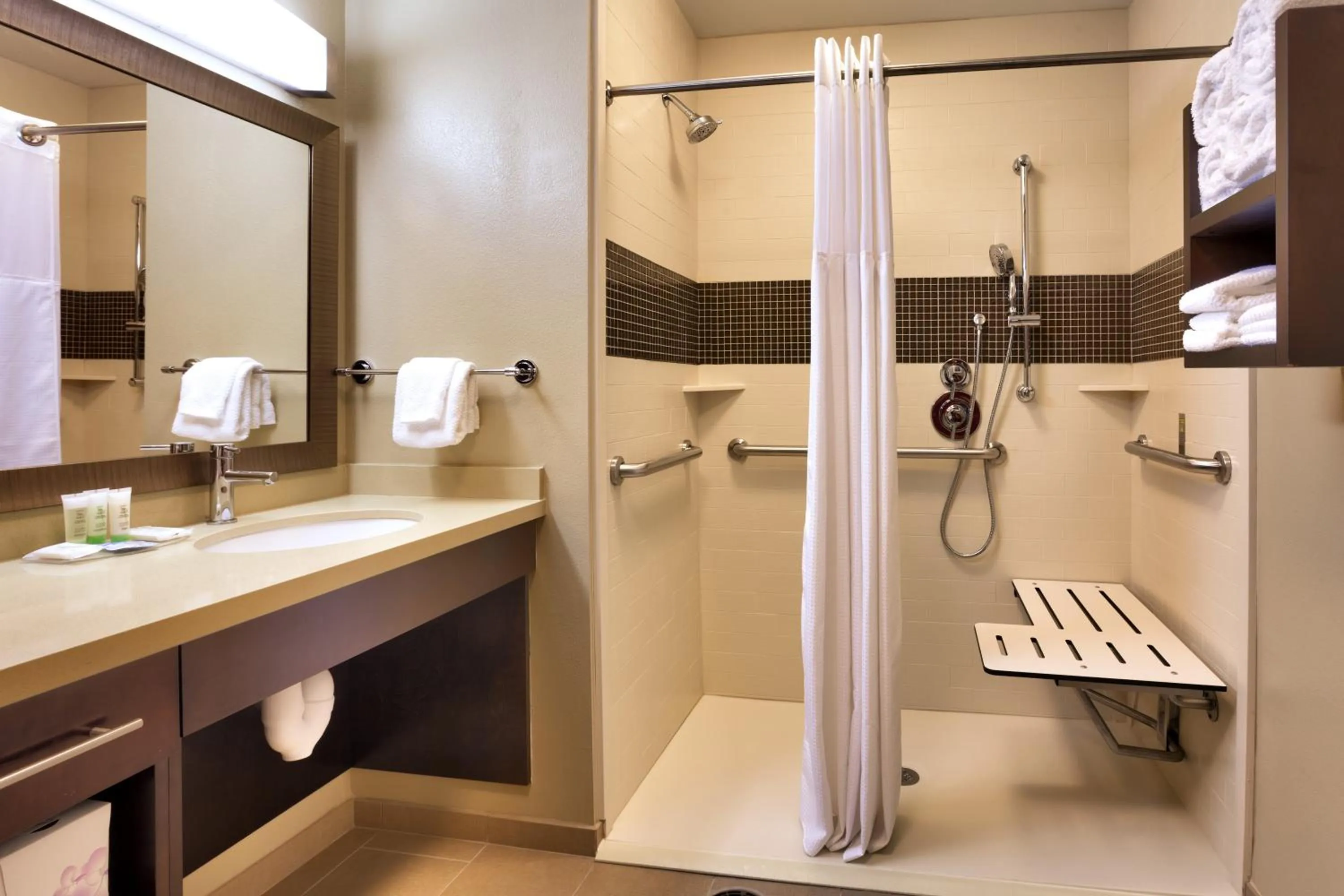 Photo of the whole room in Staybridge Suites Cheyenne by IHG