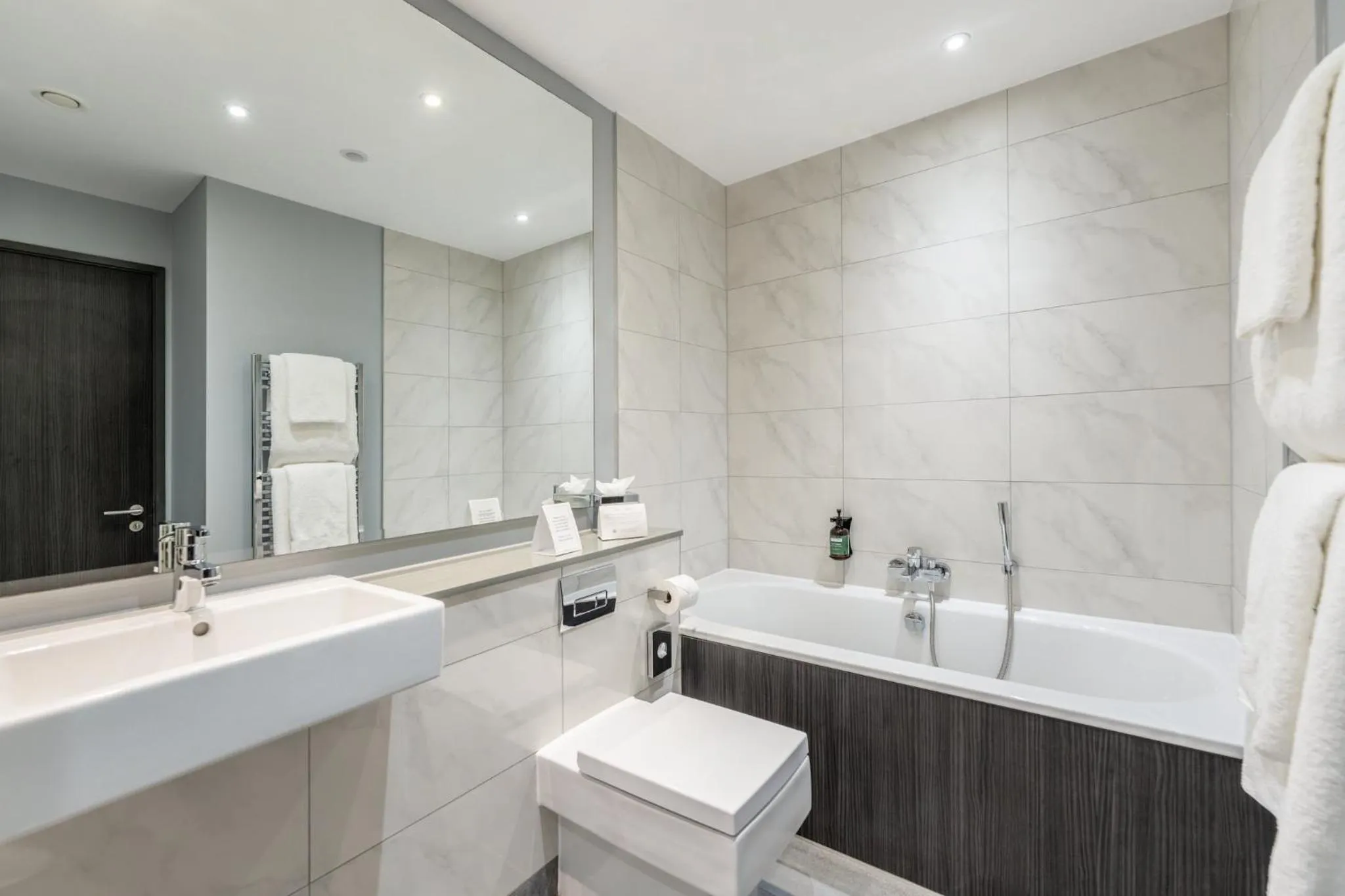 Bathroom in Crowne Plaza Aberdeen Airport by IHG
