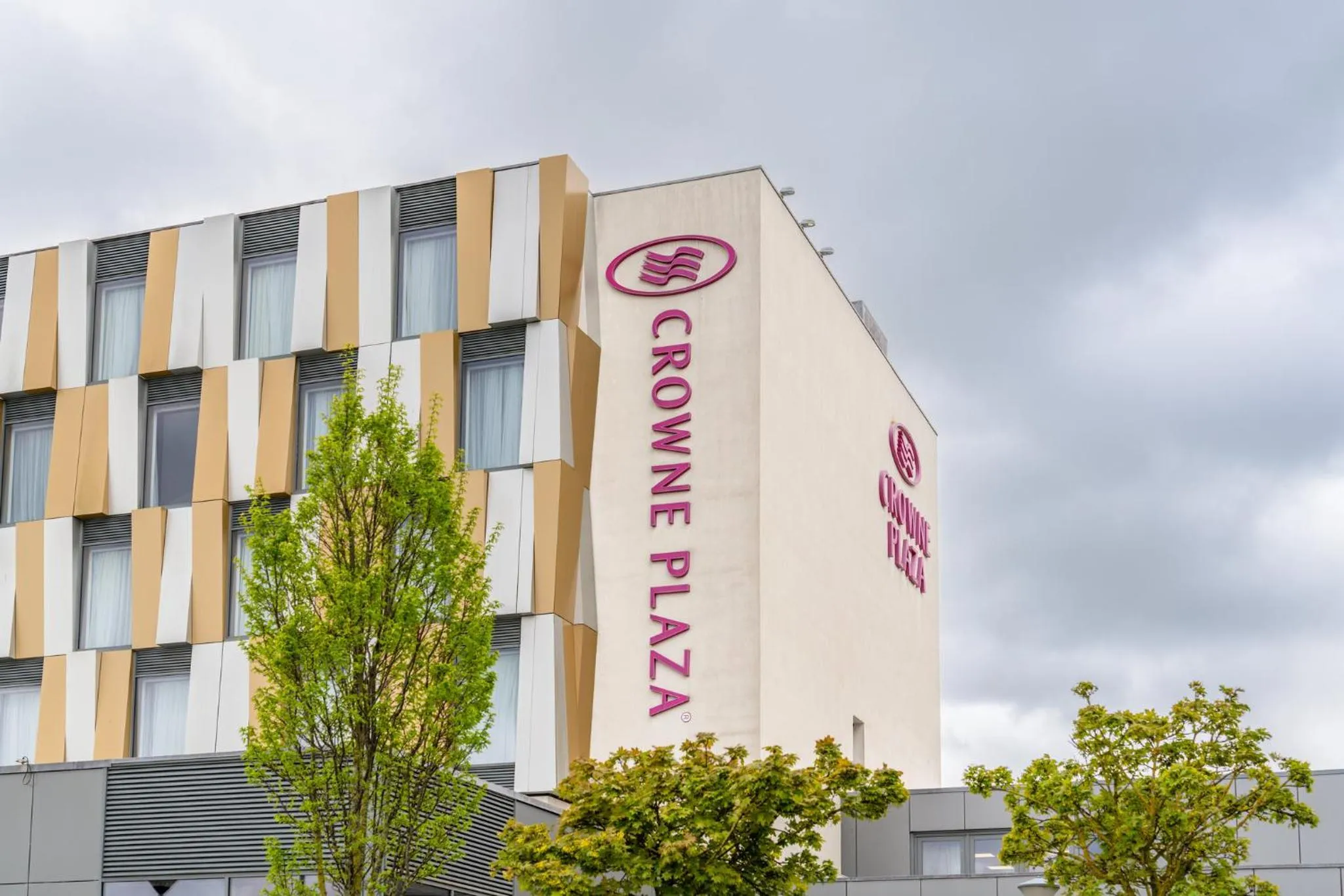 Property building in Crowne Plaza Aberdeen Airport by IHG
