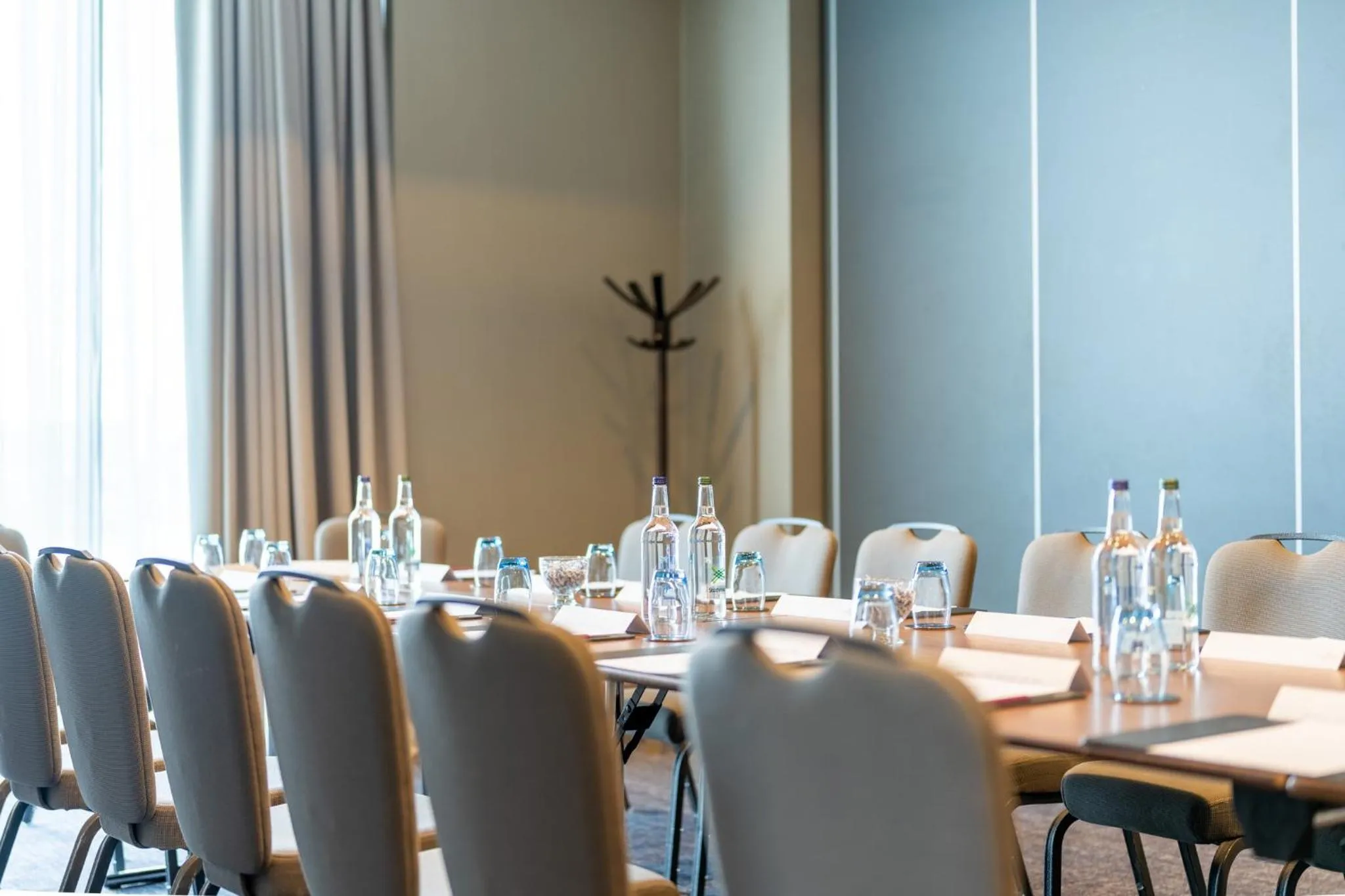 Meeting/conference room in Crowne Plaza Aberdeen Airport by IHG