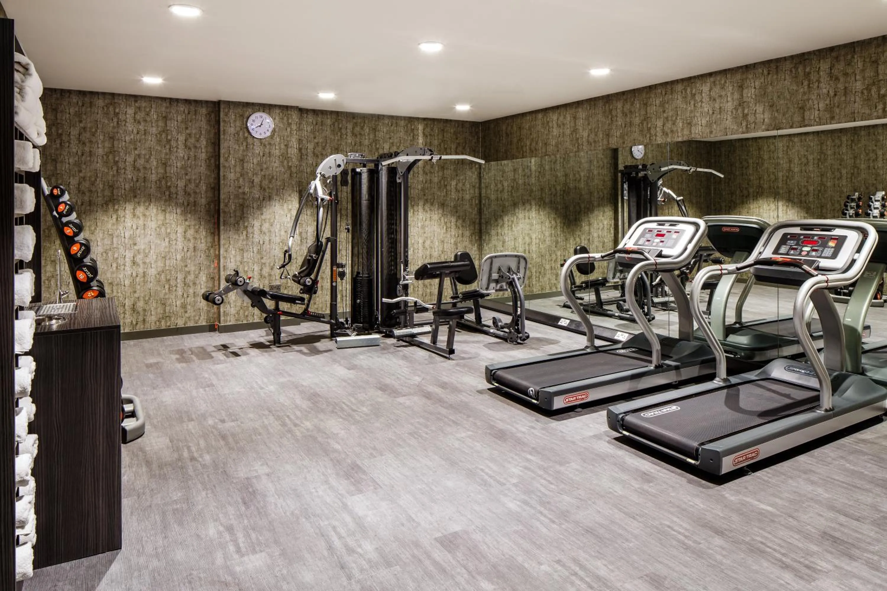 Fitness centre/facilities in Crowne Plaza Aberdeen Airport by IHG