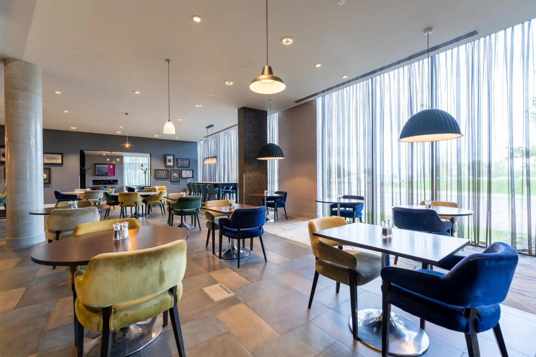 Restaurant/places to eat in Crowne Plaza Aberdeen Airport by IHG