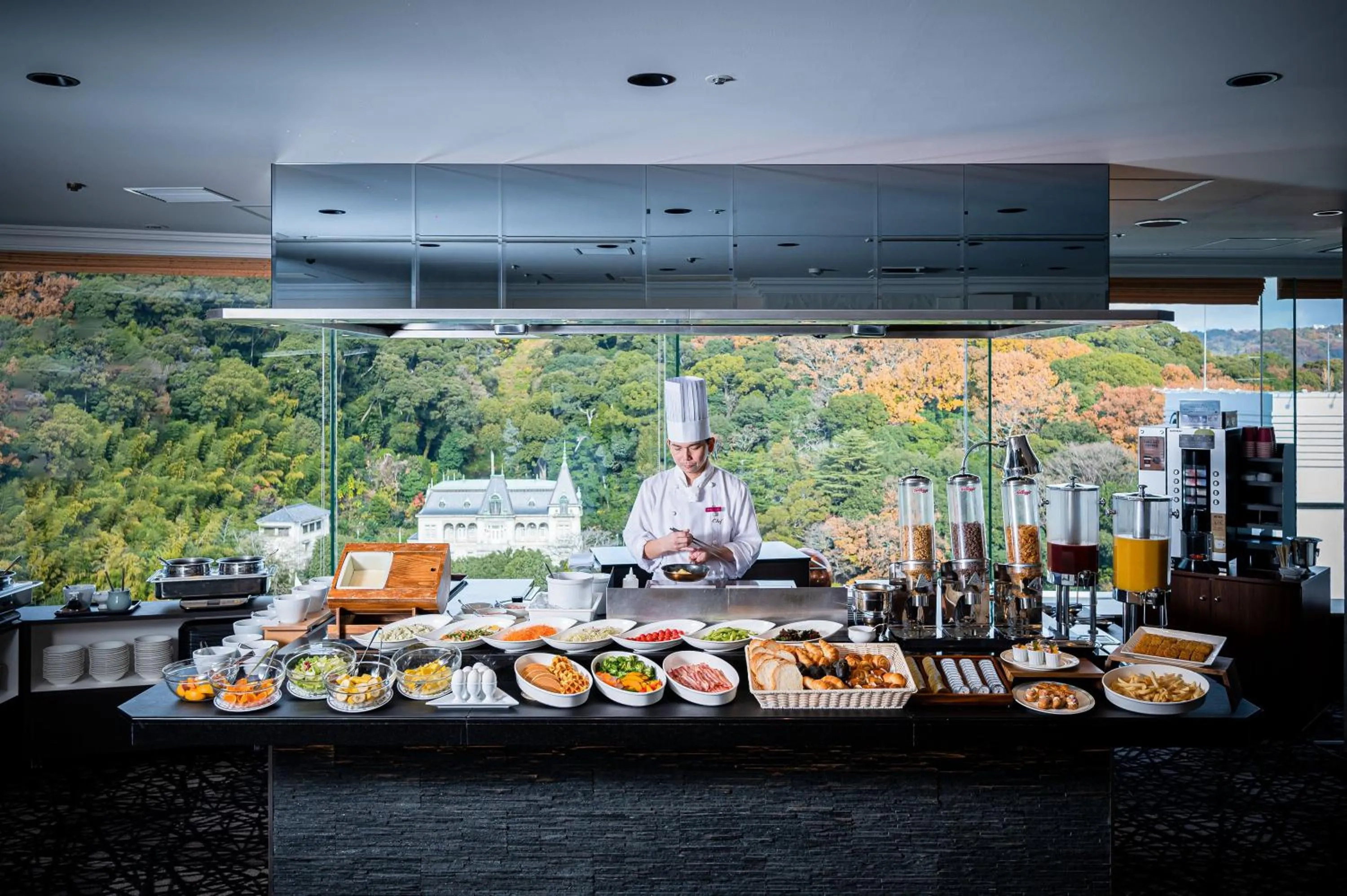Restaurant/places to eat in ANA Crowne Plaza Matsuyama by IHG