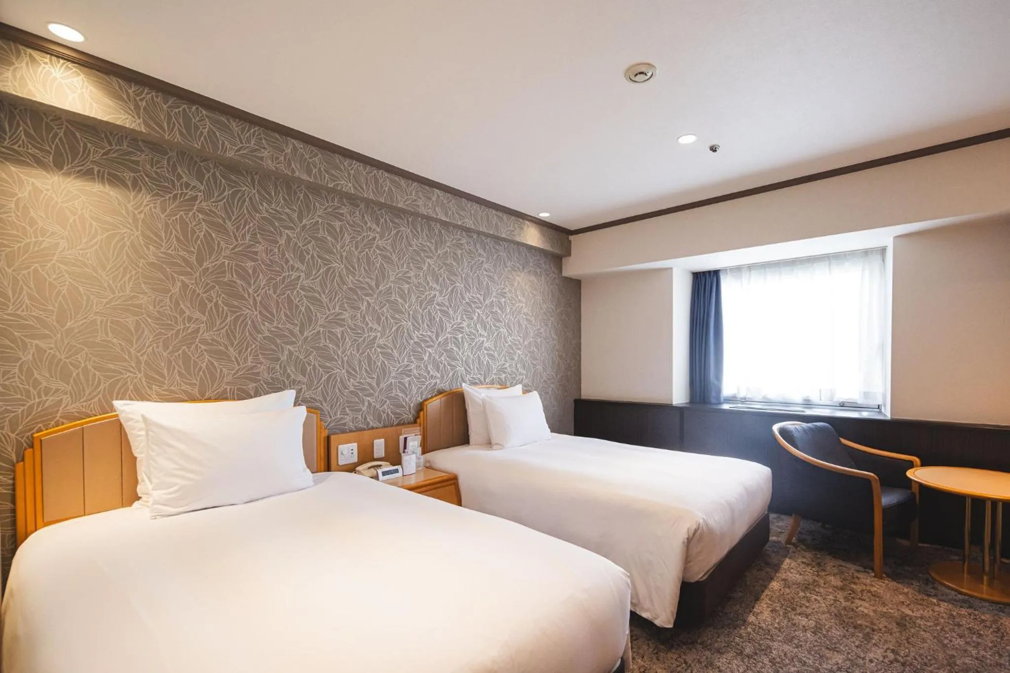 Photo of the whole room, Bed in ANA Crowne Plaza Matsuyama by IHG