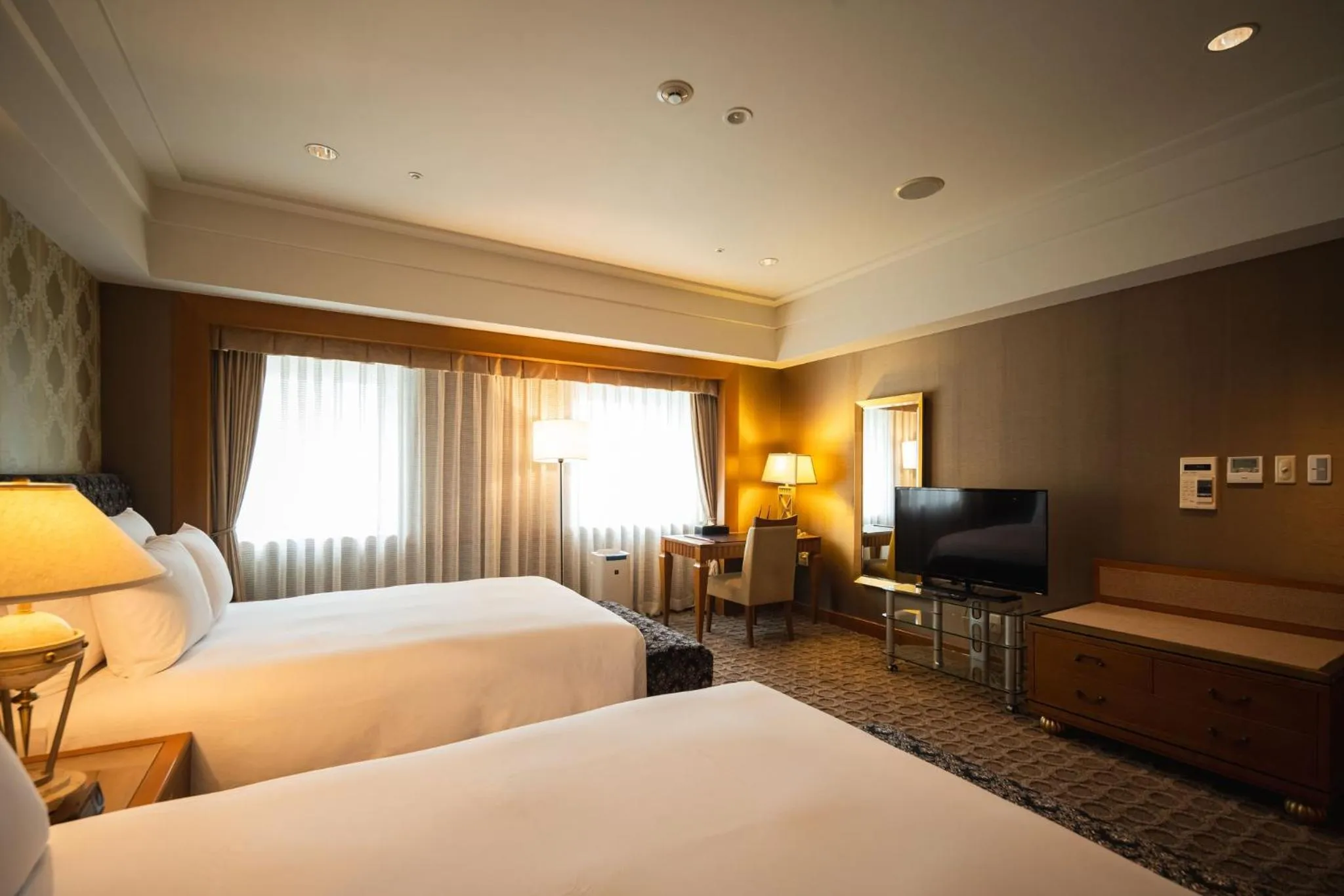 Photo of the whole room, Bed in ANA Crowne Plaza Matsuyama by IHG