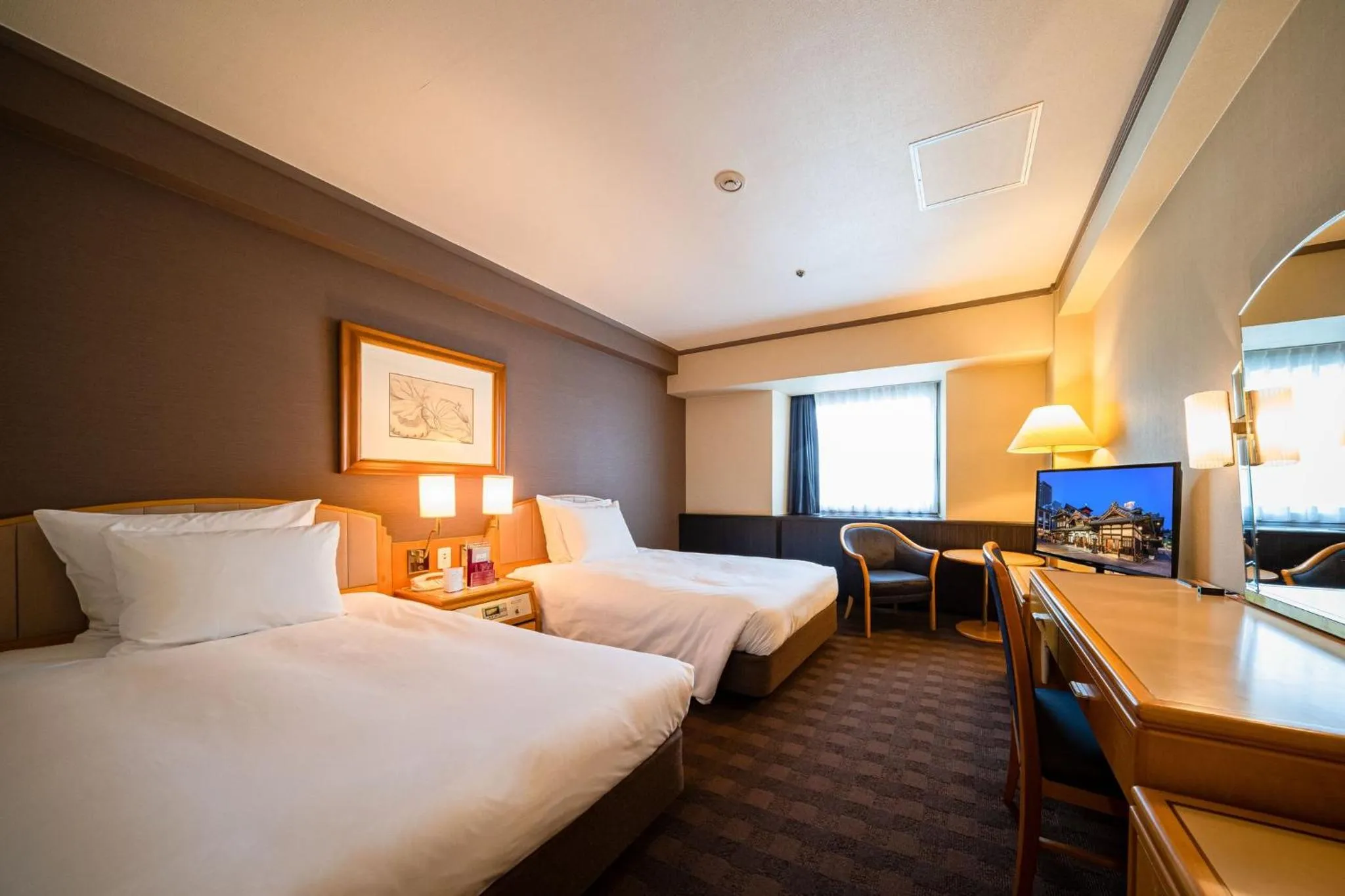 Photo of the whole room, Bed in ANA Crowne Plaza Matsuyama by IHG