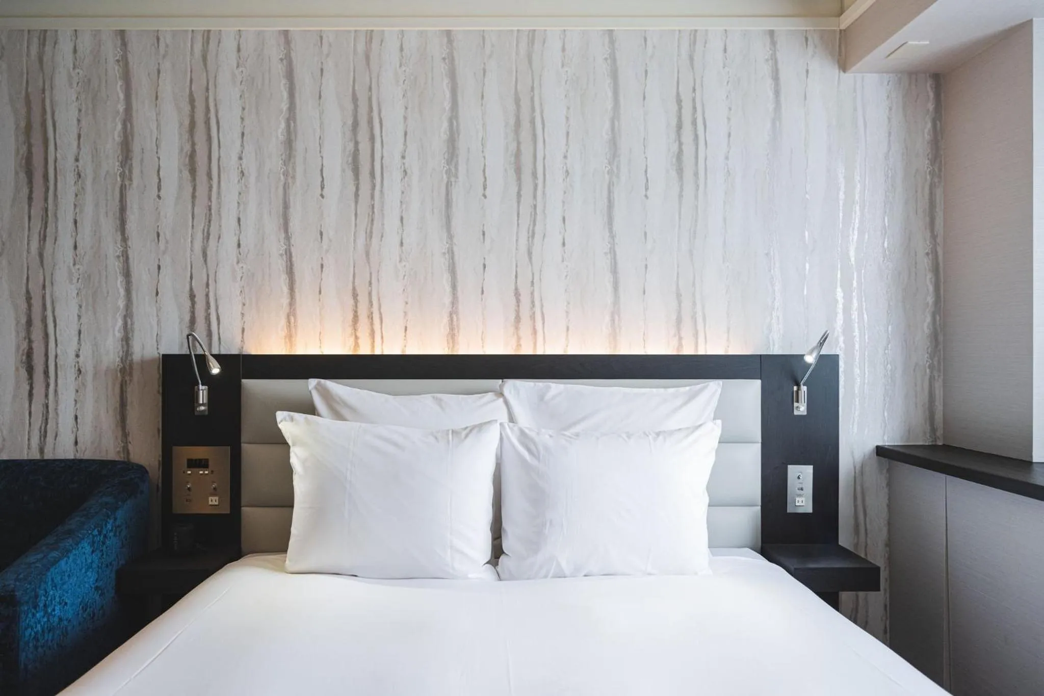 Photo of the whole room, Bed in ANA Crowne Plaza Matsuyama by IHG