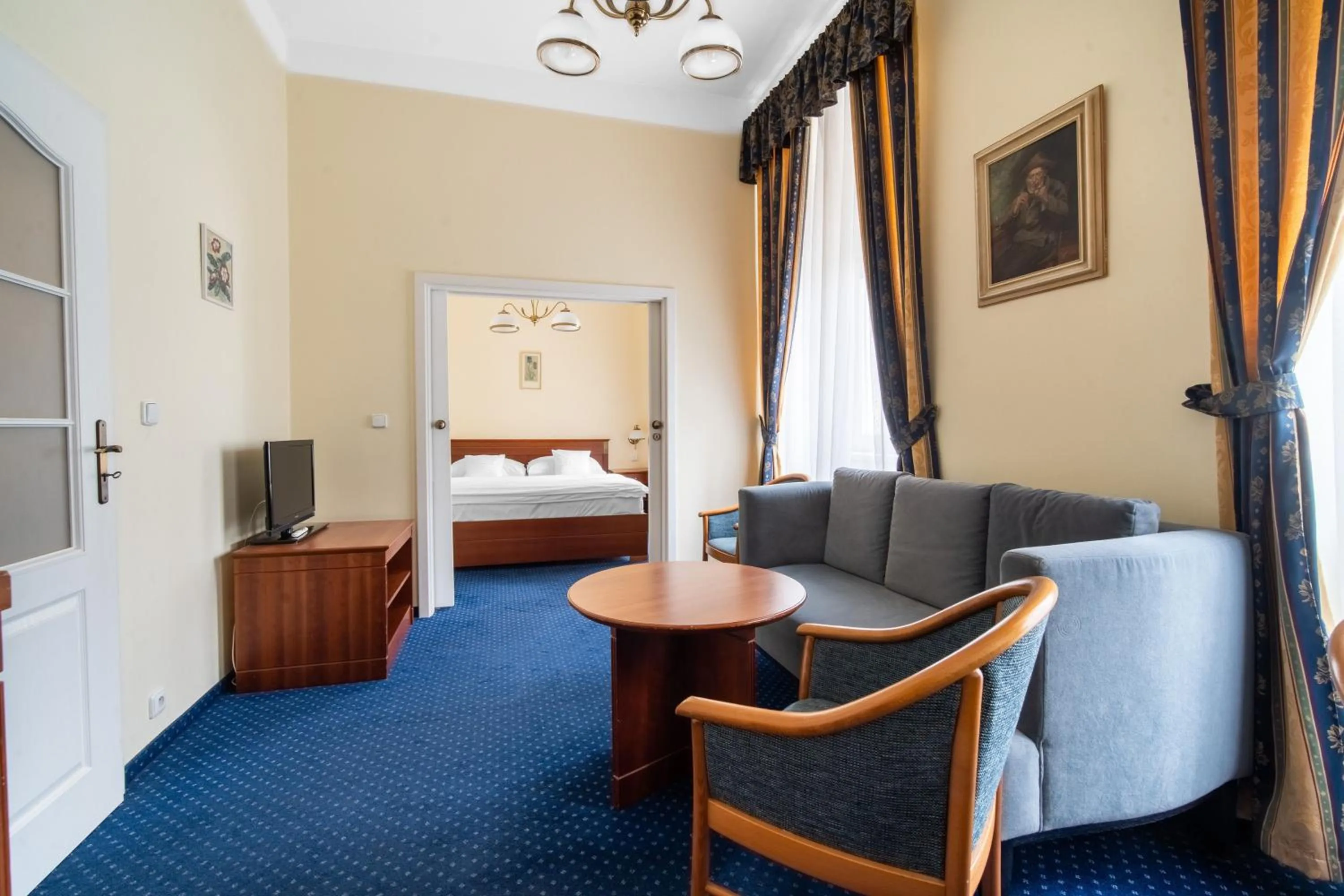 Living room, Bed in OREA Hotel Anglický Dvůr Mariánské Lázně