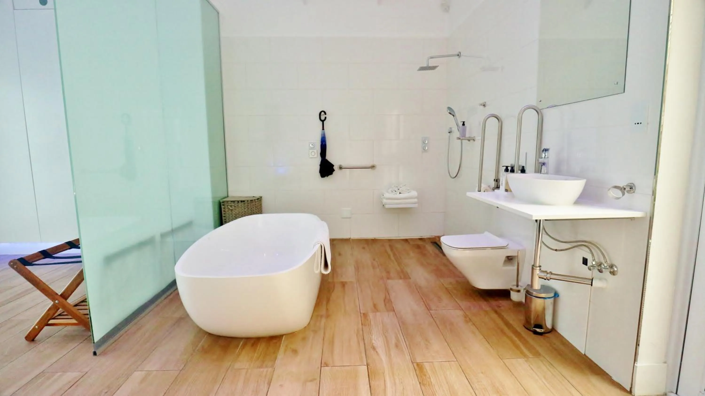 Toilet in theLAB Franschhoek