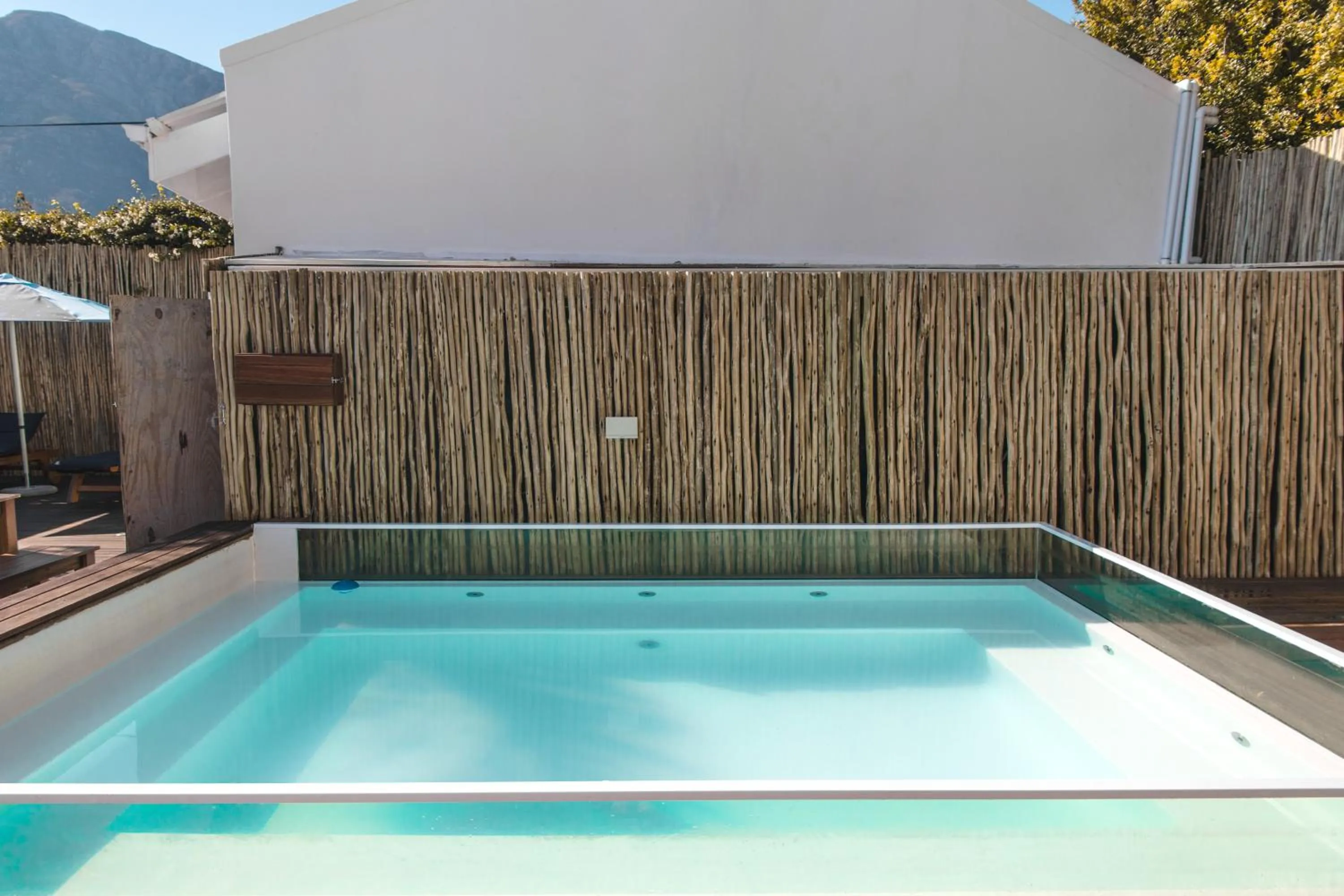 Hot Tub in theLAB Franschhoek