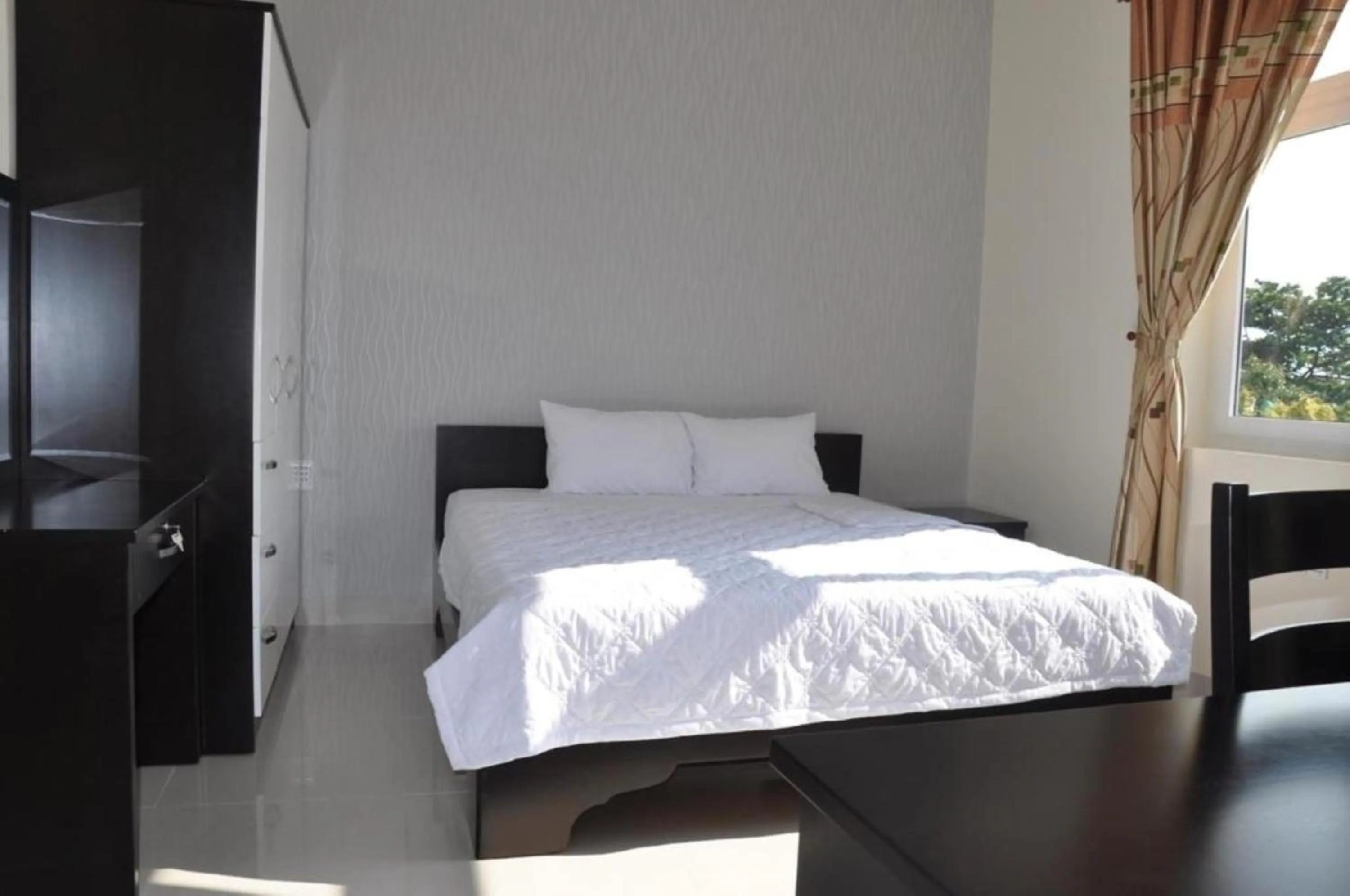 Photo of the whole room, Bed in Tan Duy Hotel