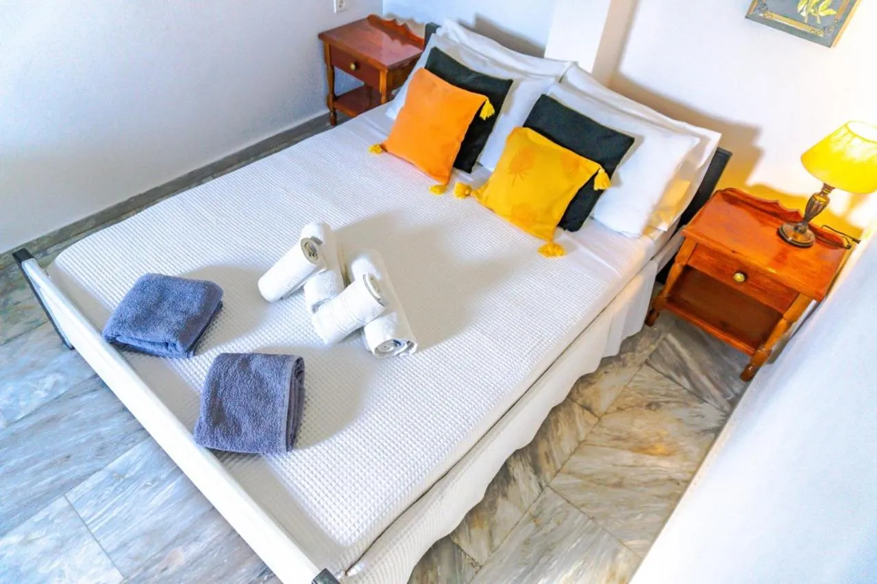 Bed in Smarula Villa