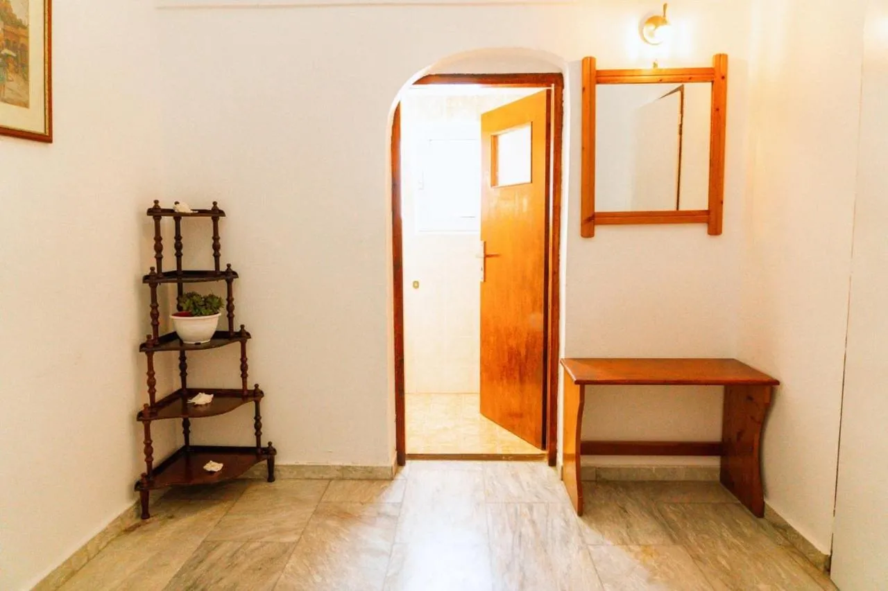 wardrobe in Smarula Villa