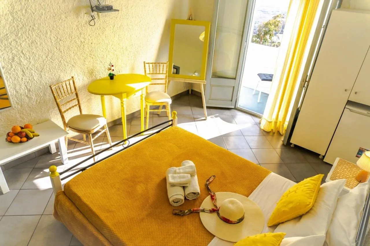 Bed in Smarula Villa