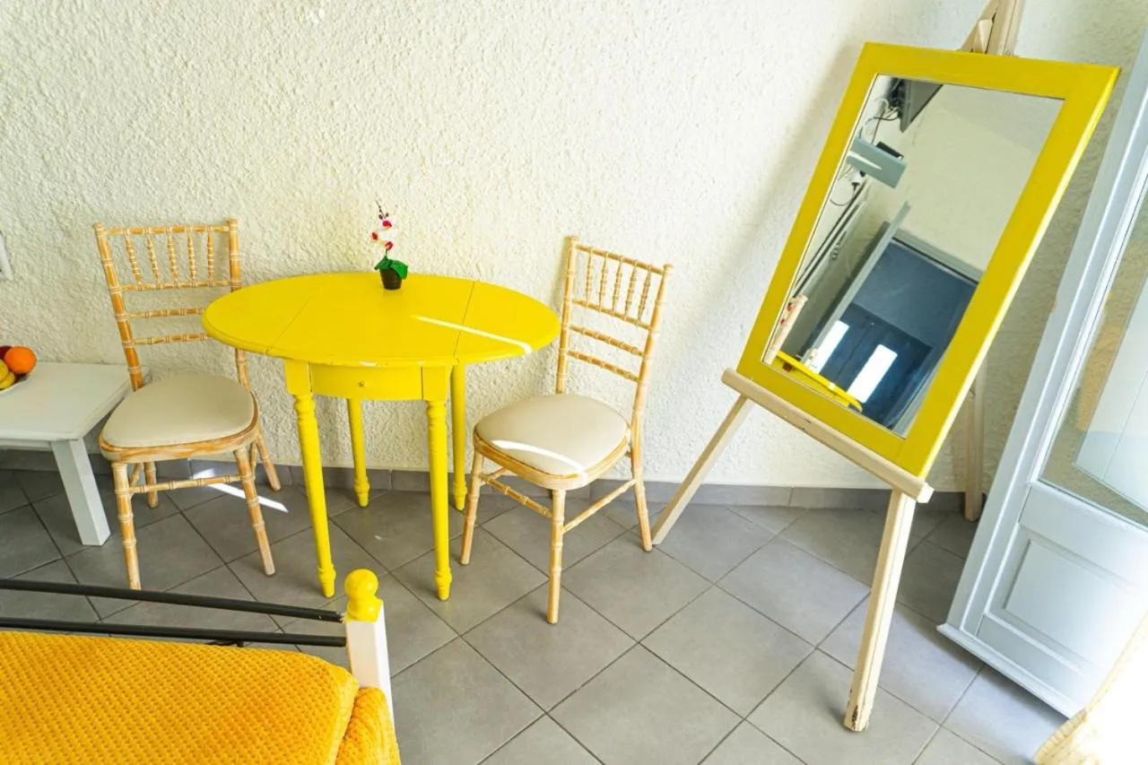 Breakfast in Smarula Villa