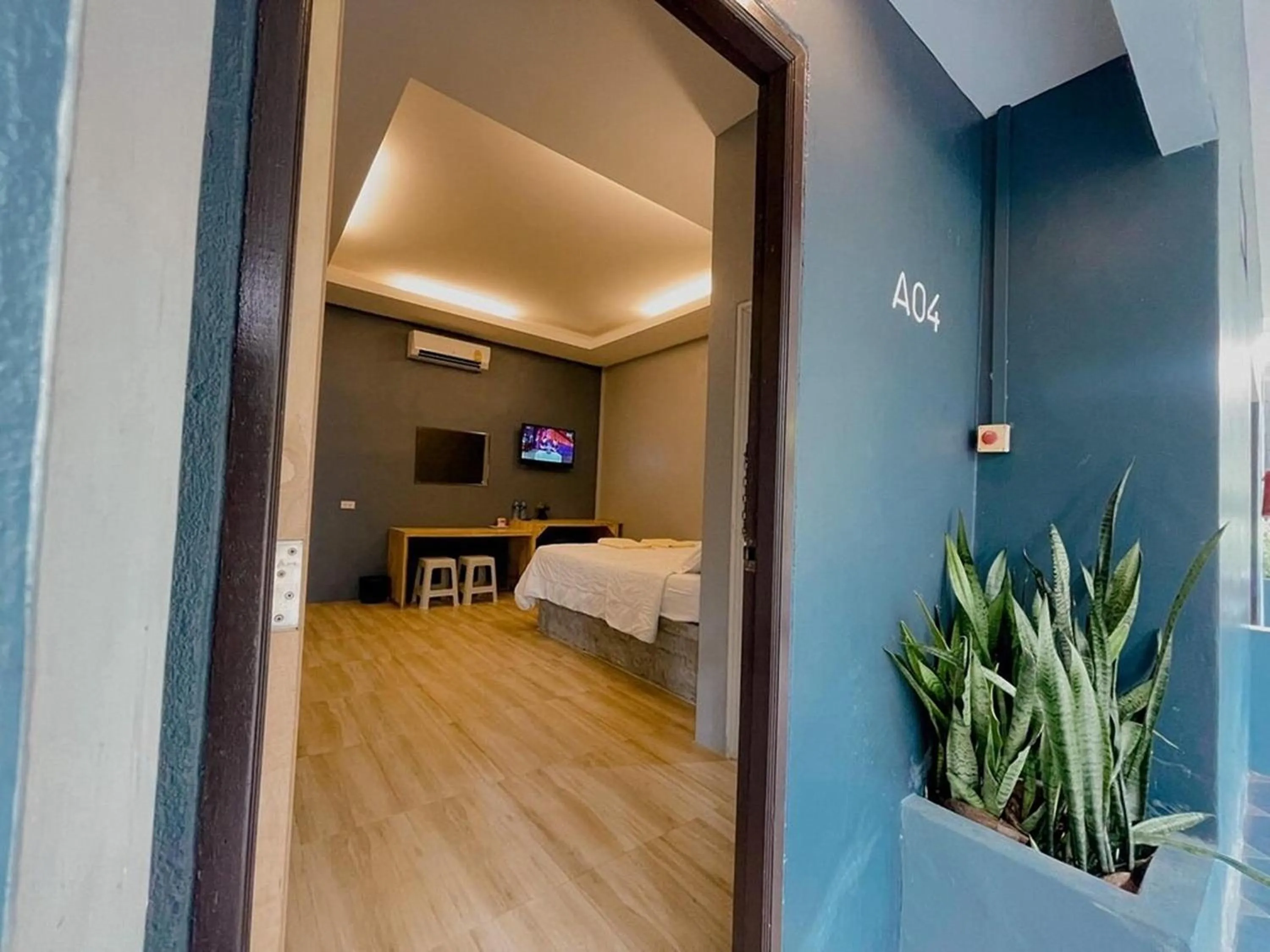 Bedroom, Bed in Golden Palm Resort