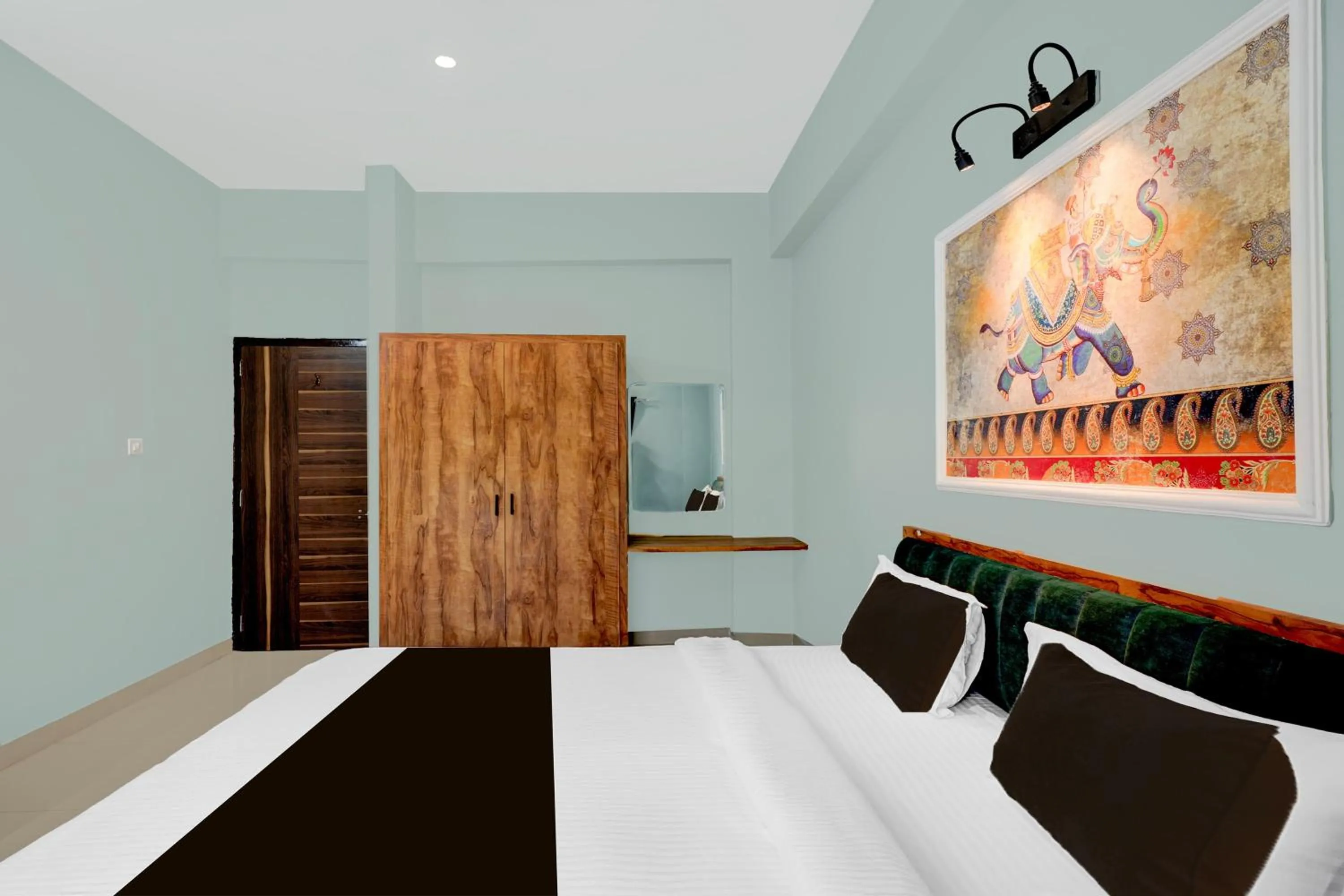 Deluxe Triple Room - single occupancy in Super Collection O Udaipur City Railway Station Formerly Shree Ganesh Guest House