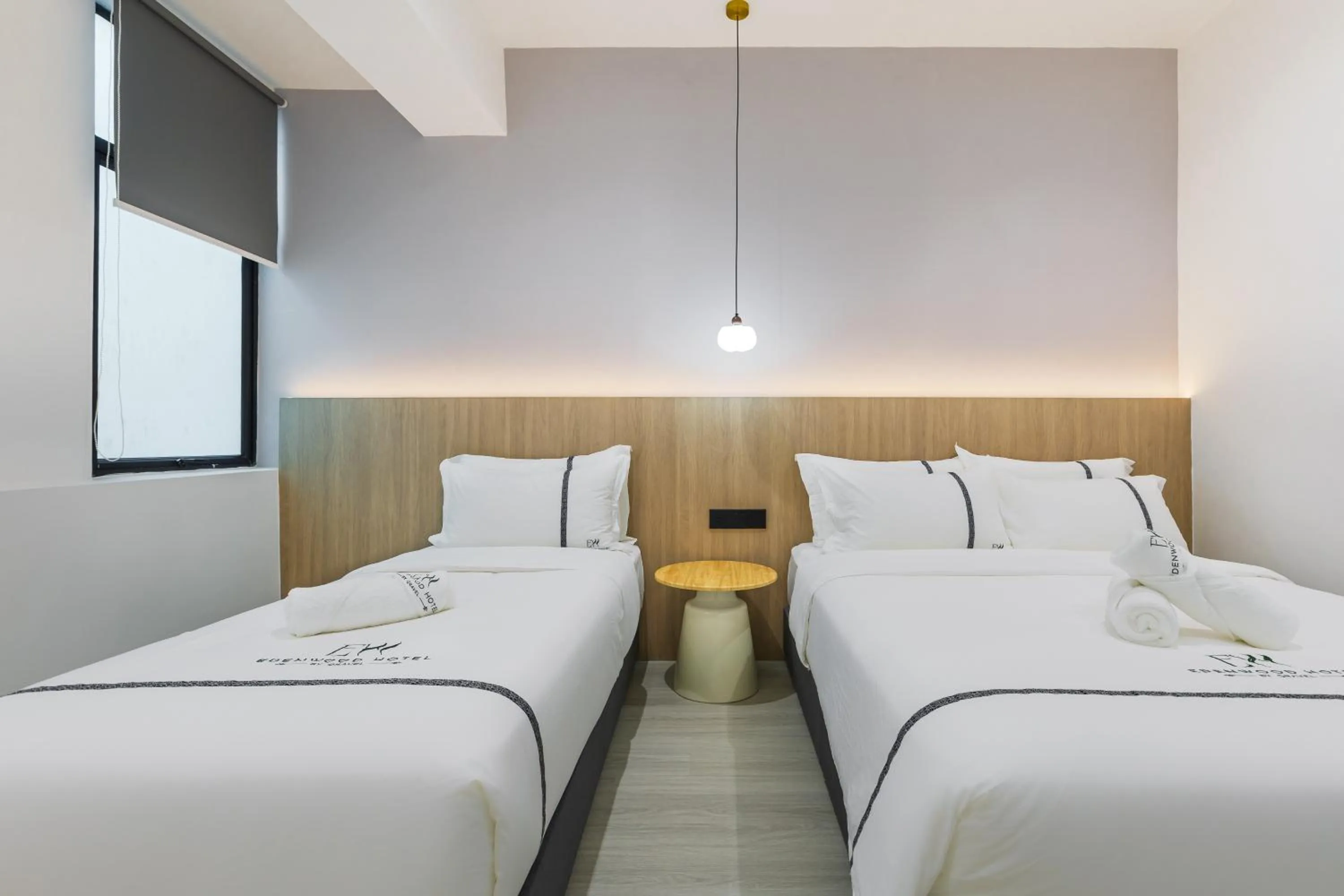 Bed in Edenwood Hotel