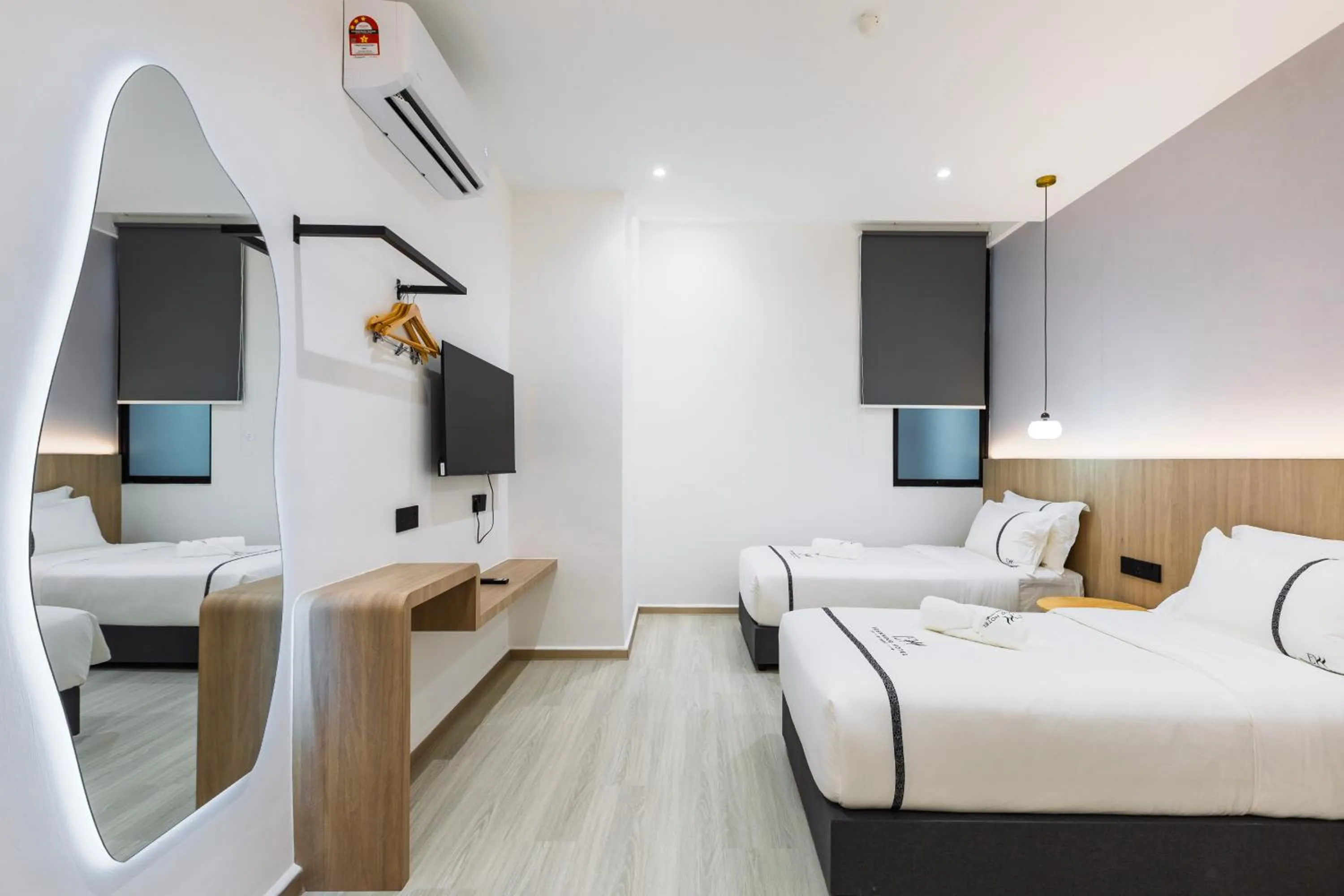 Bed in Edenwood Hotel