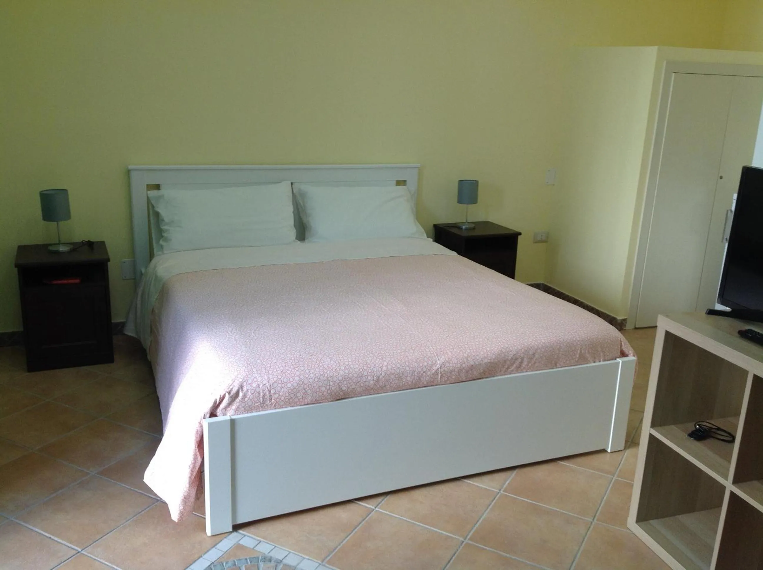 Photo of the whole room, Bed in Terrazze Bella Epoque