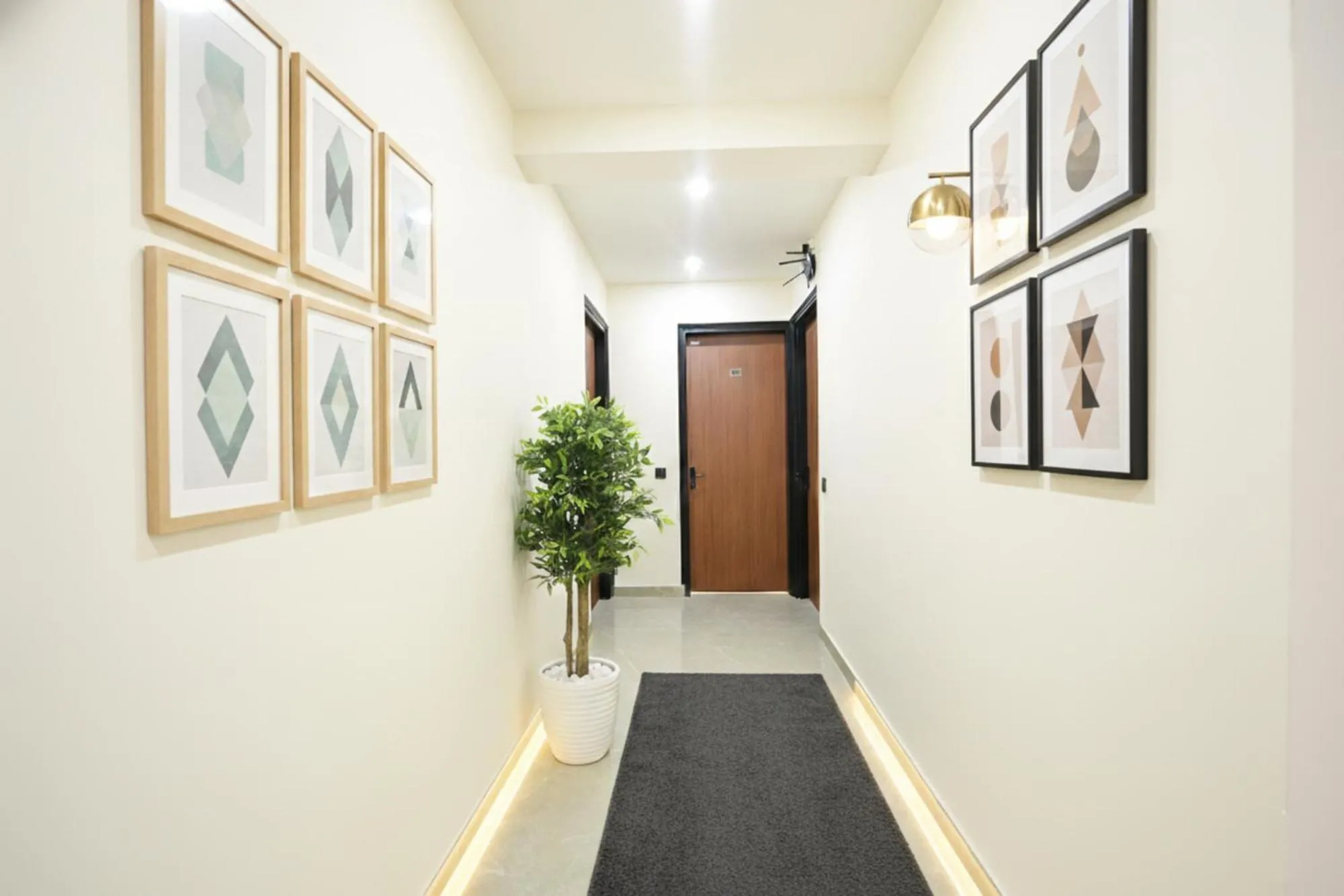 FabHotel RR Premium
