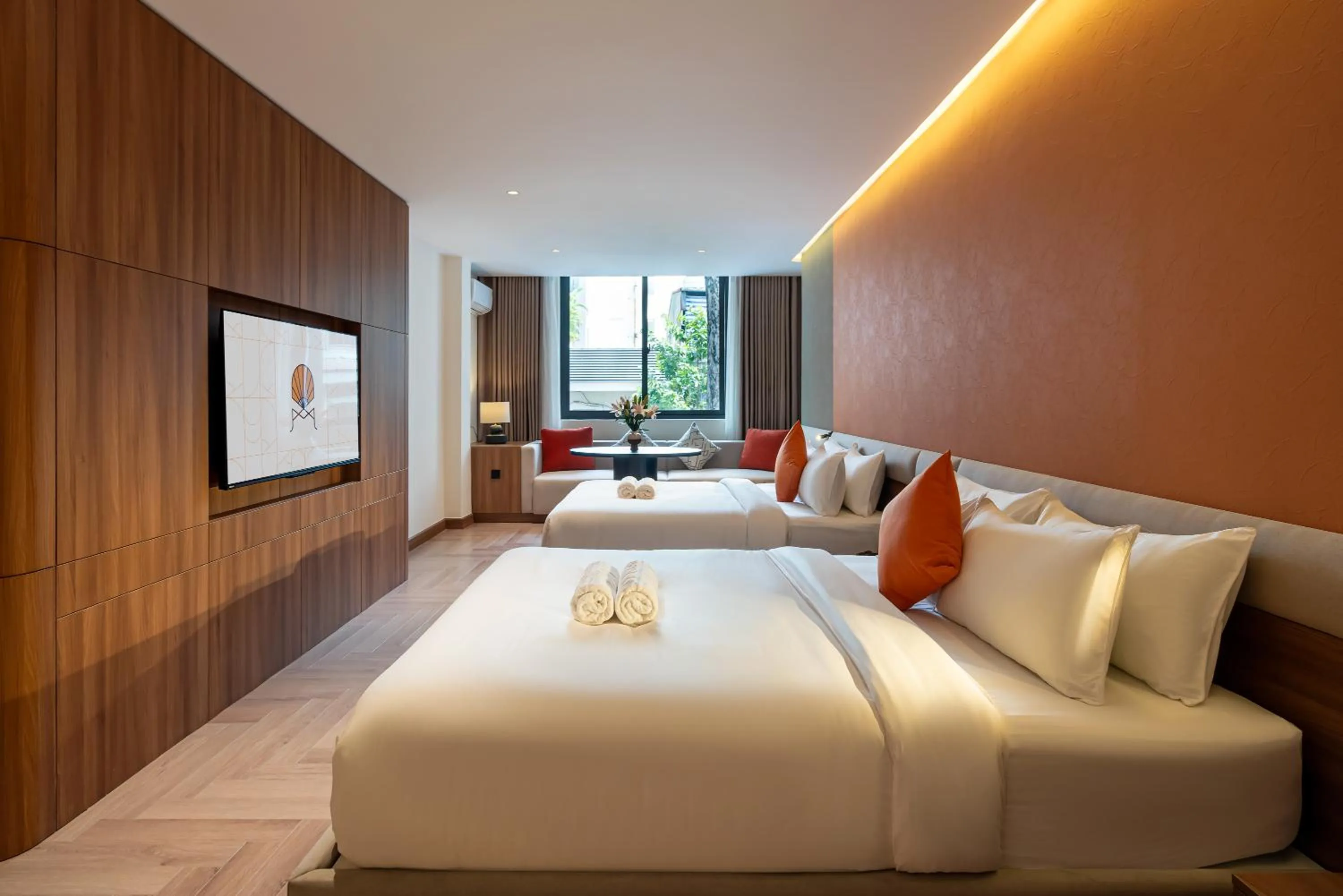 Bed in Metrolux City Contemporary Hotel