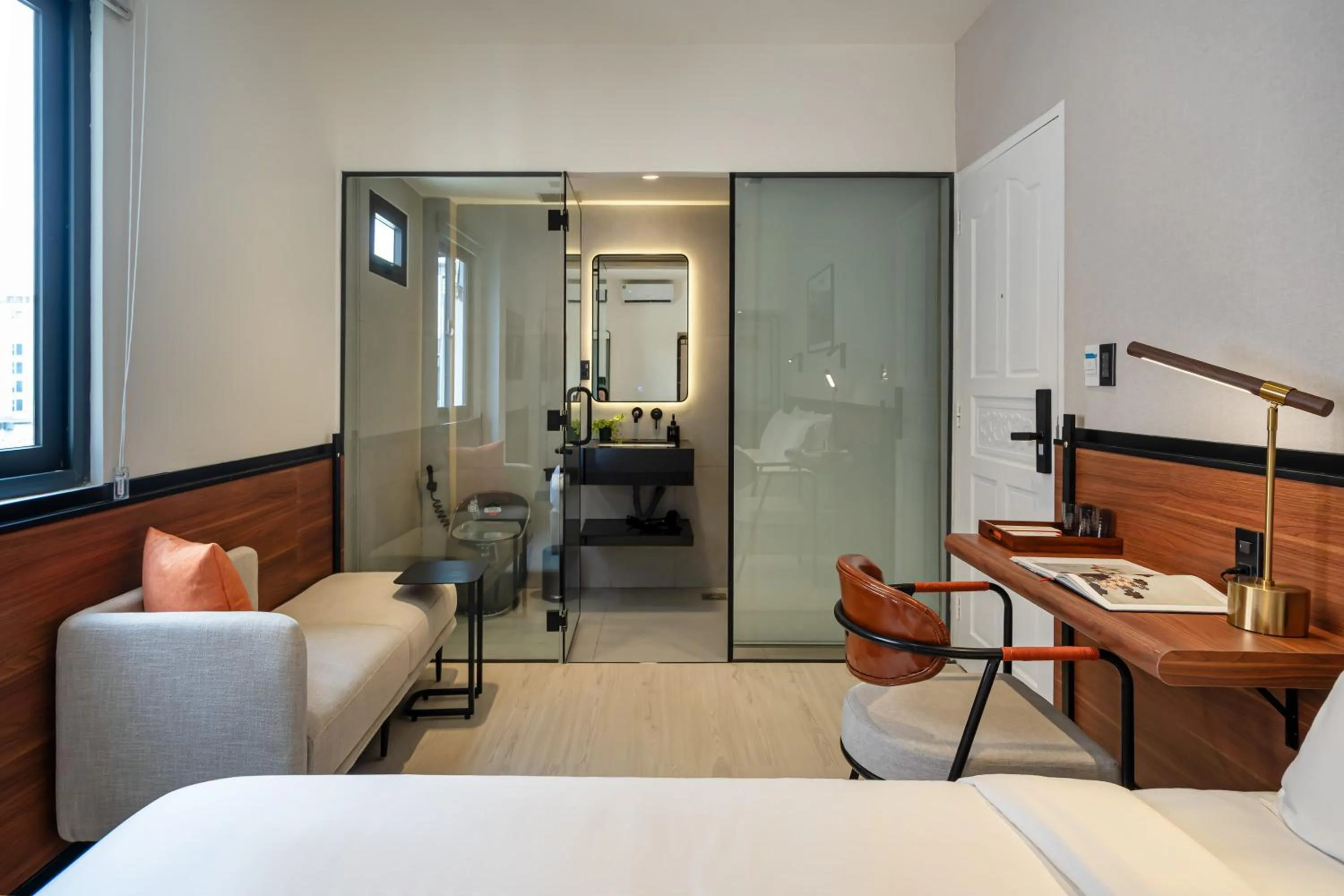 Photo of the whole room, Bed in Metrolux City Contemporary Hotel