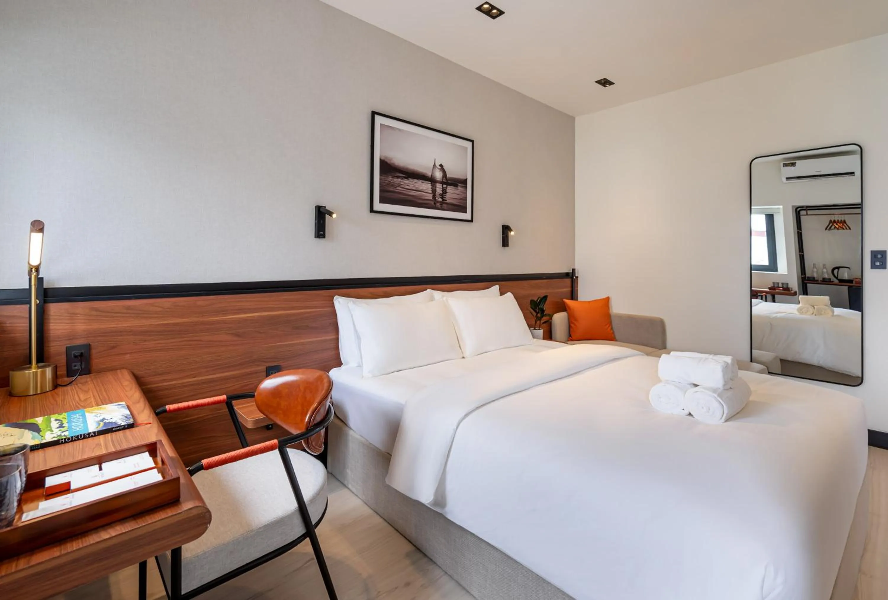 Bed in Metrolux City Contemporary Hotel