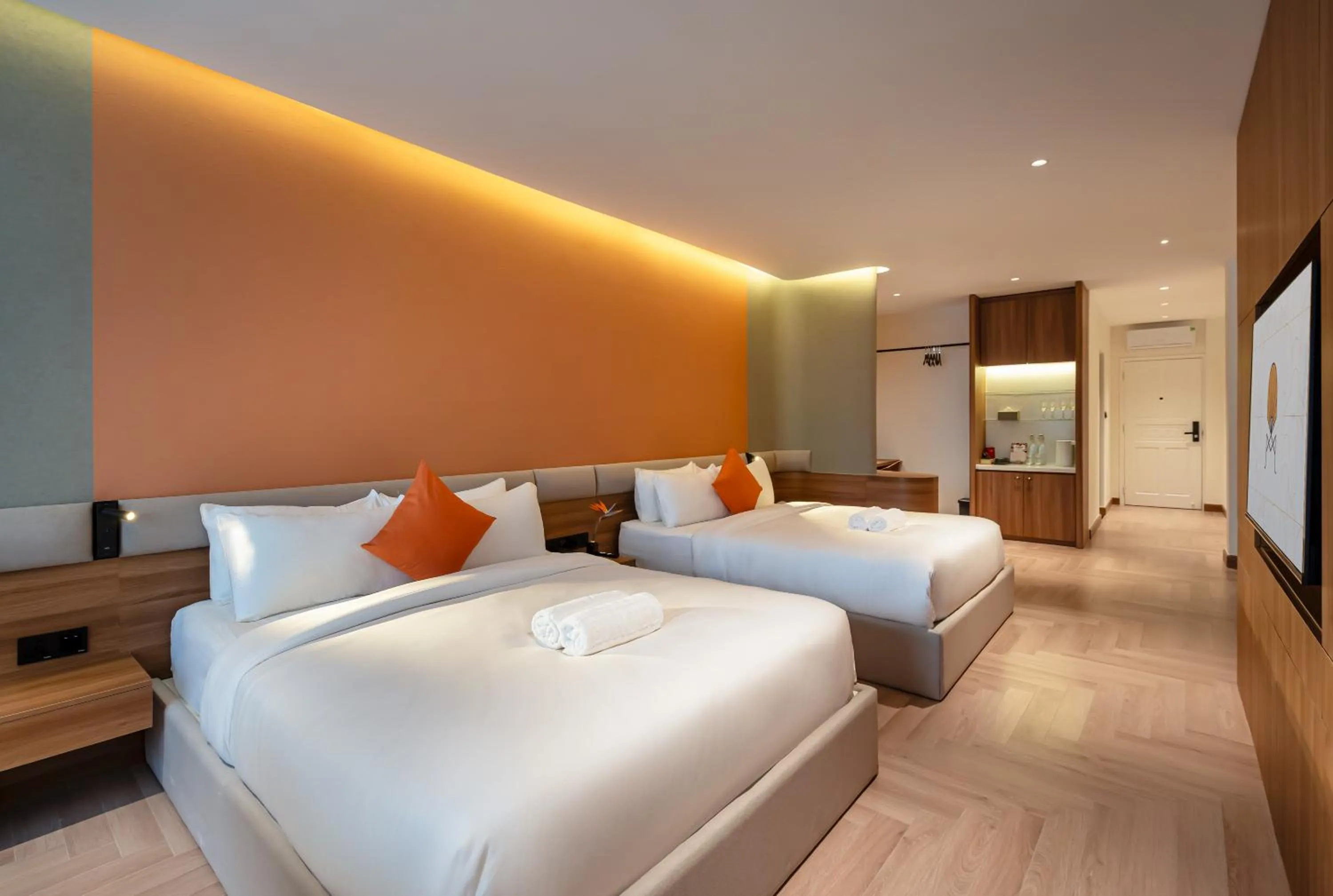 Bed in Metrolux City Contemporary Hotel