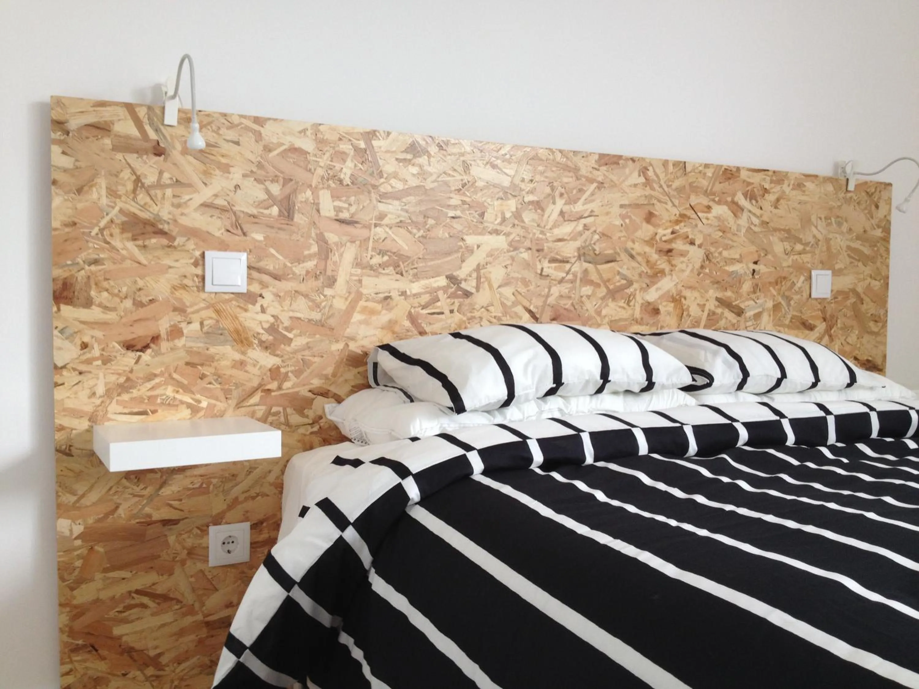 Decorative detail, Bed in Quinta das Rosas Villas