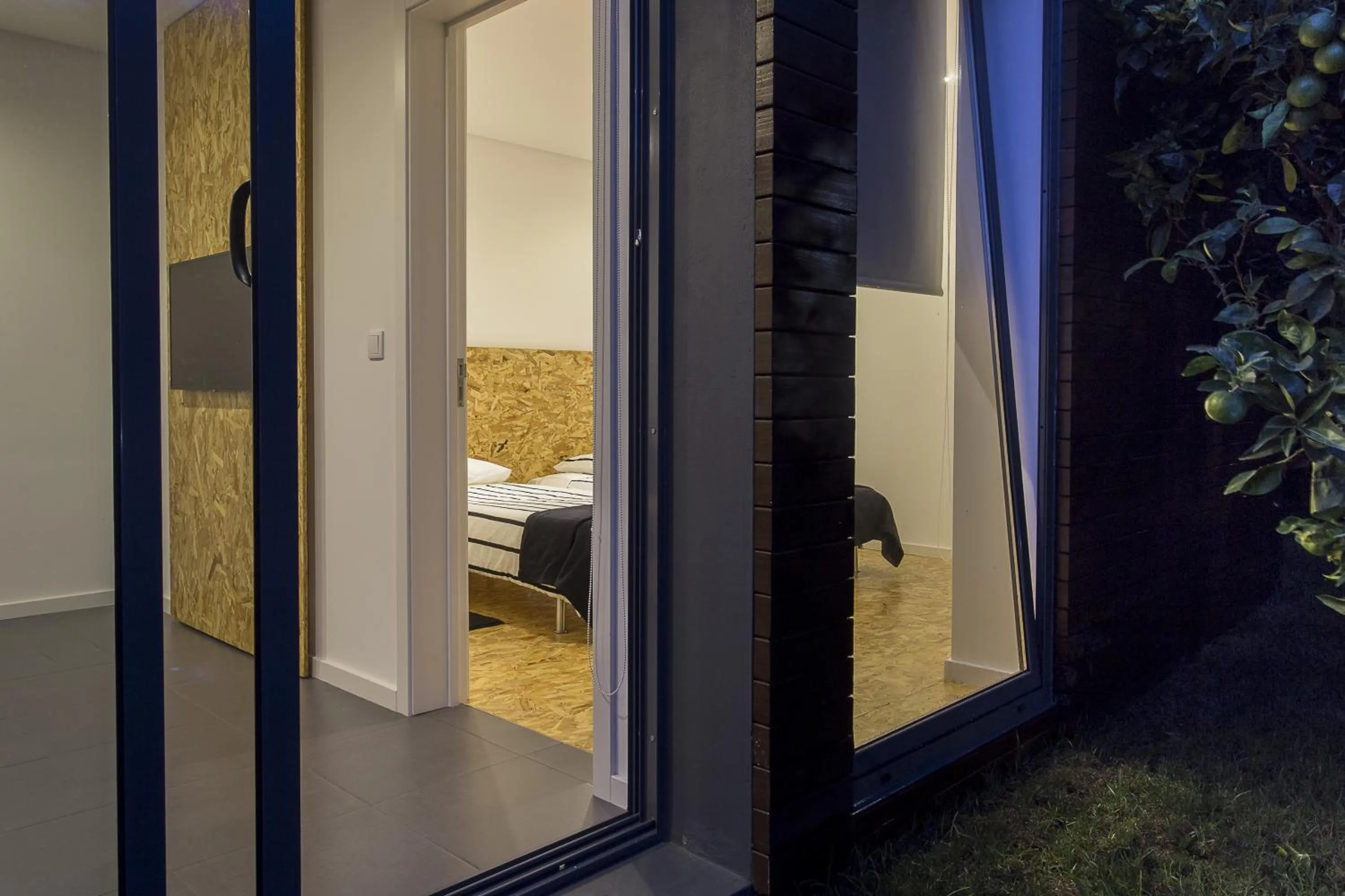 Facade/entrance, Bed in Quinta das Rosas Villas