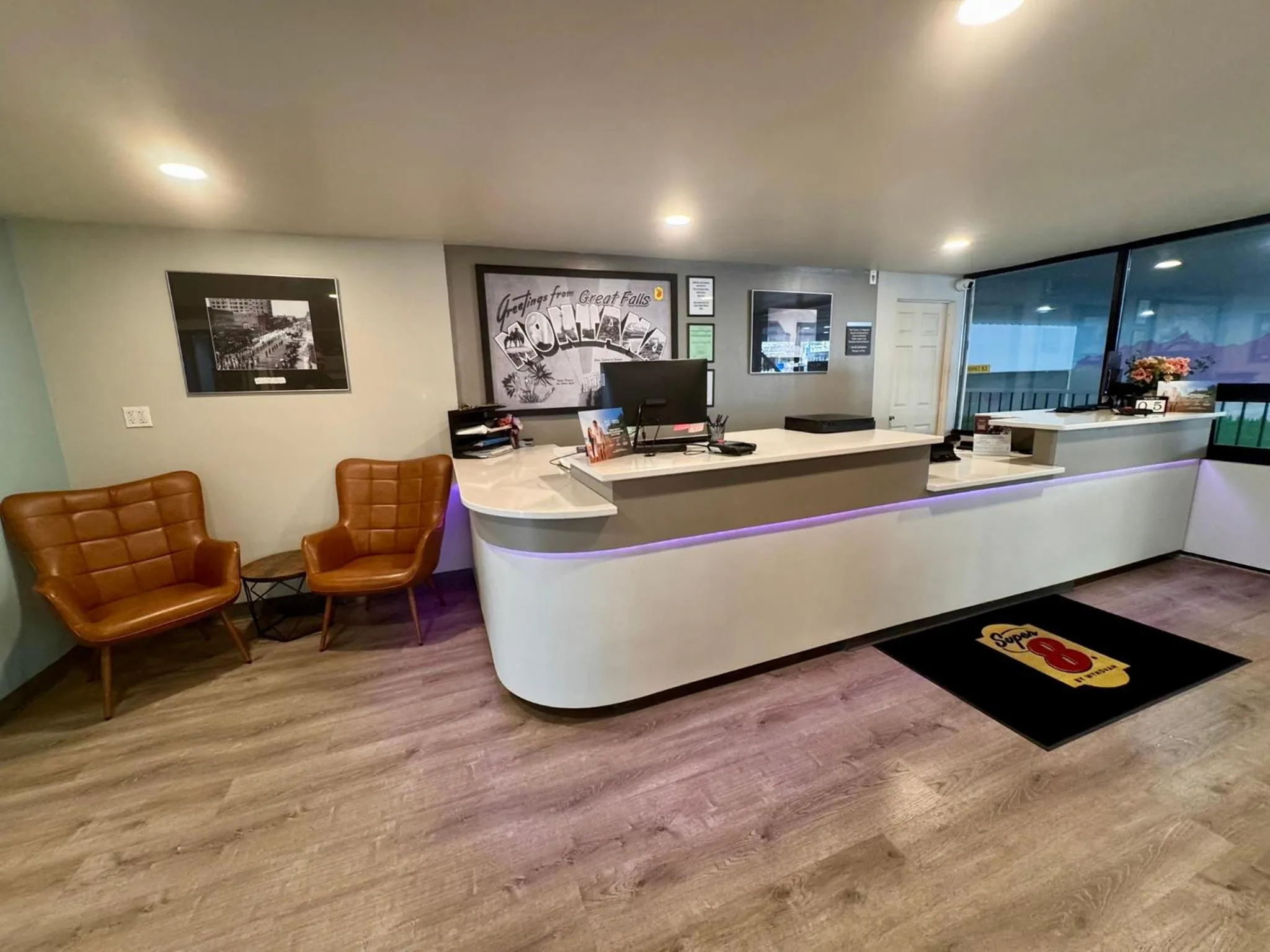 Lobby or reception in Super 8 by Wyndham Great Falls City Center