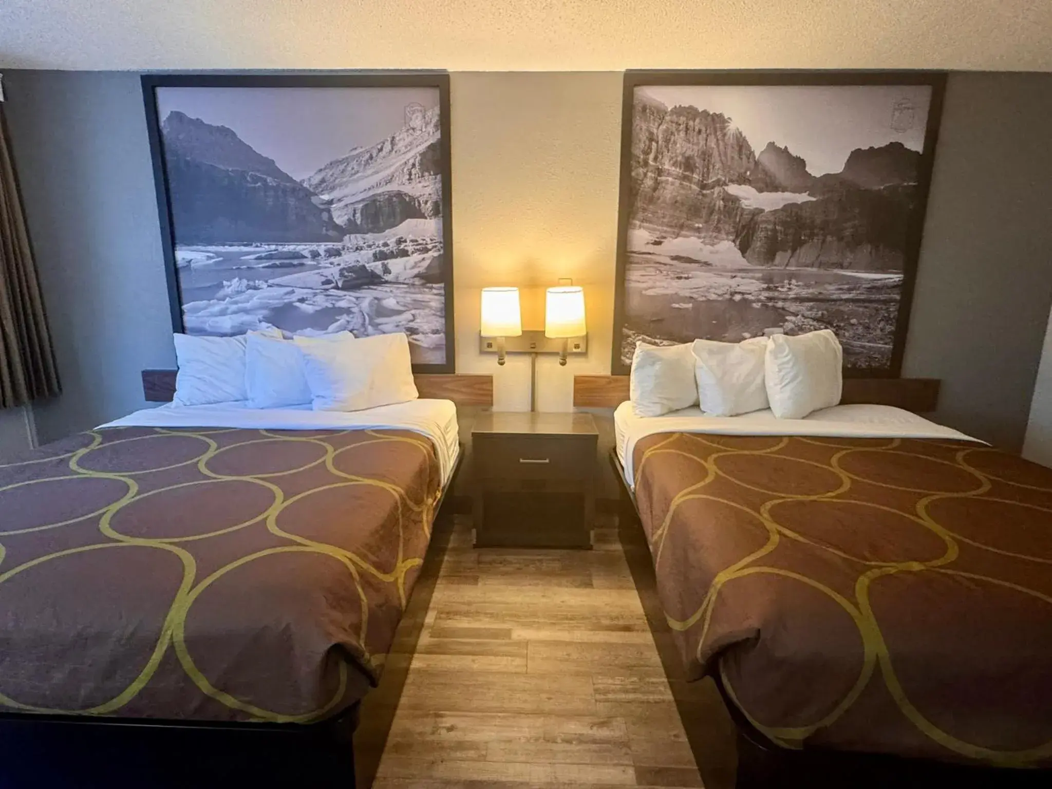 Super 8 by Wyndham Great Falls City Center Super 8 by Wyndham Great Falls City Center